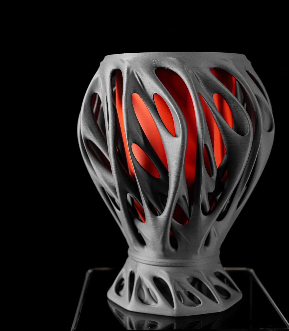 3D Design Blumentopf „Mantis Planter Pot“ – Moderne Vase/Übertopf aus dem Bergischen Land