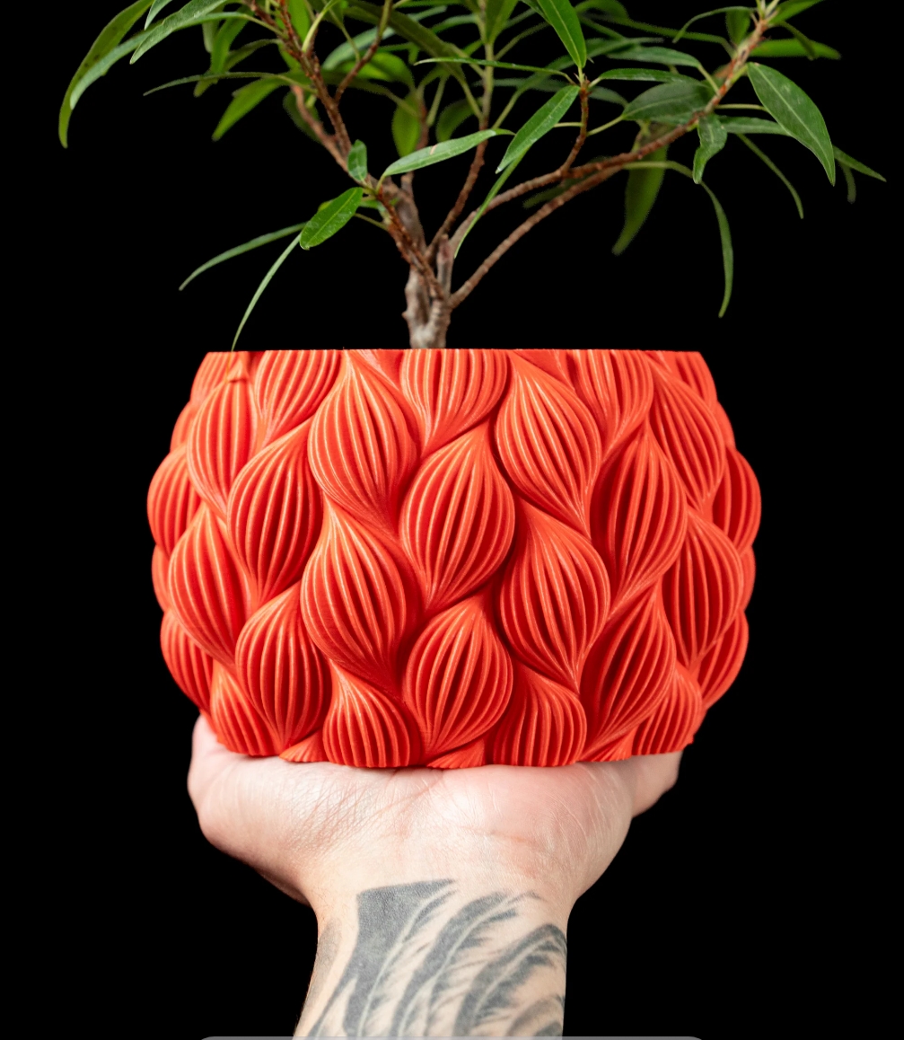 3D Design Blumentopf „Ripple Planter Pot“ – Moderne Vase/Übertopf aus dem Bergischen Land