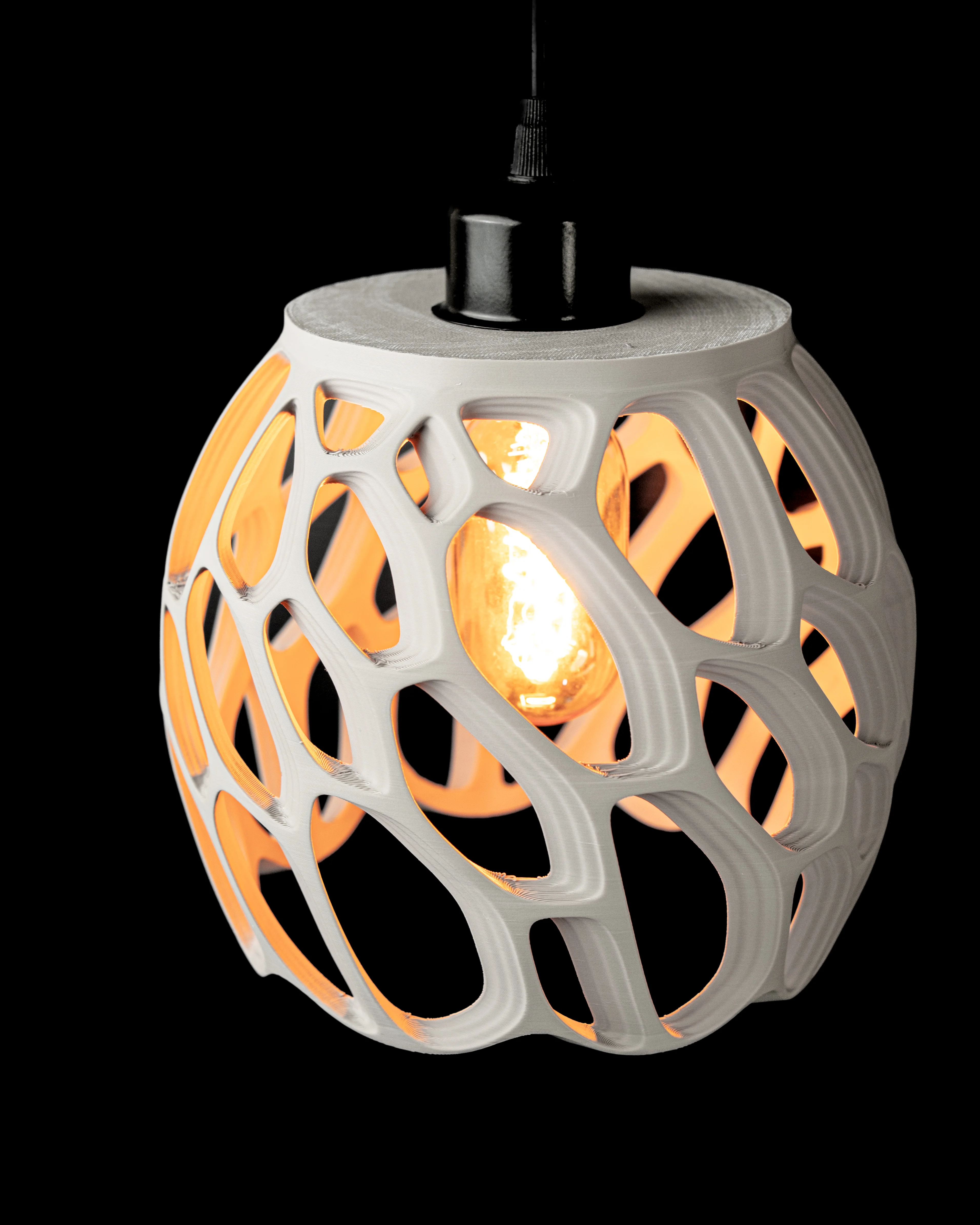 3D-gedruckter Lampenschirm in Wunschfarbe – Modernes geometrisches Ringo Pendant Lamp by MODERN MACHINE