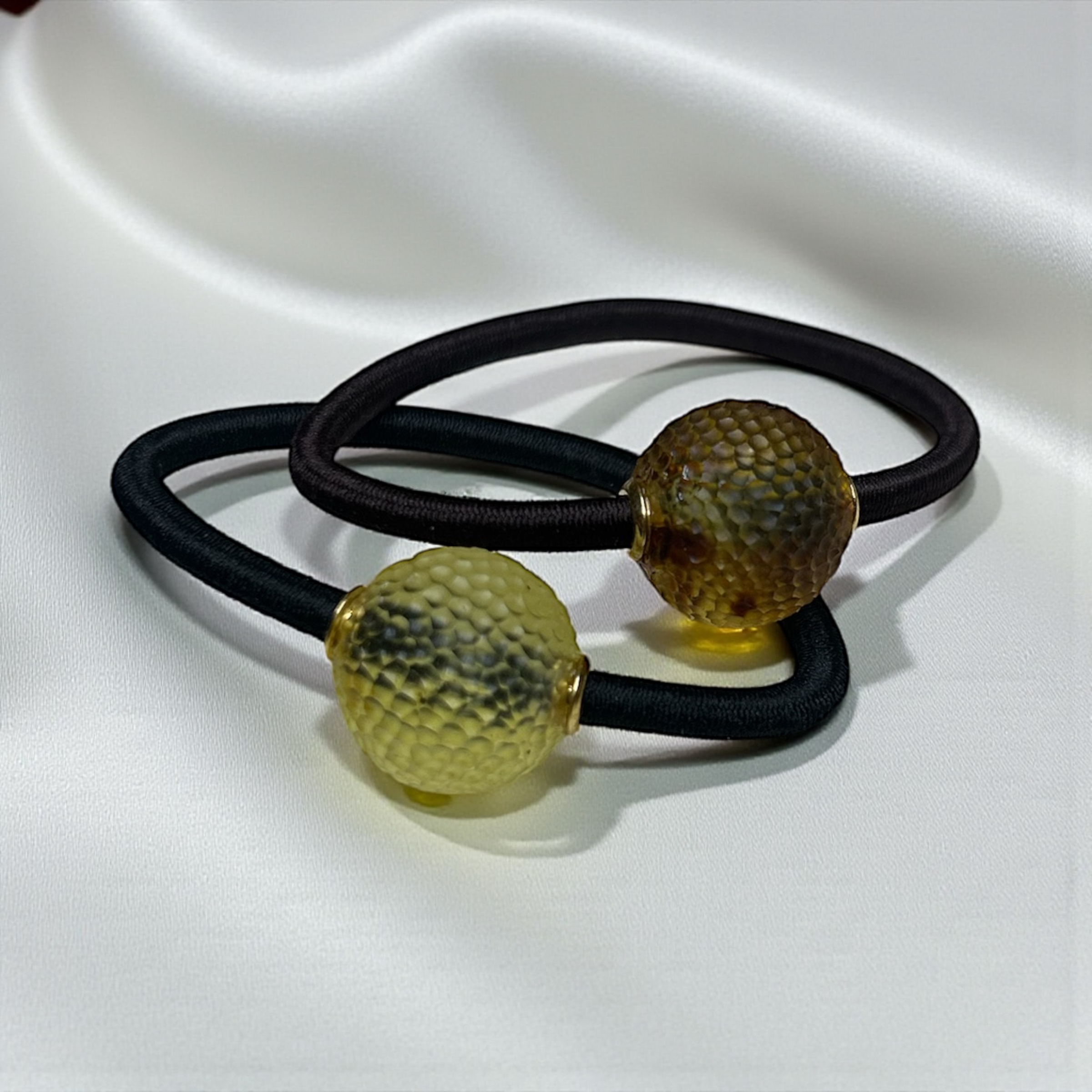 Plaukų gumelės su Baltijos gintaru