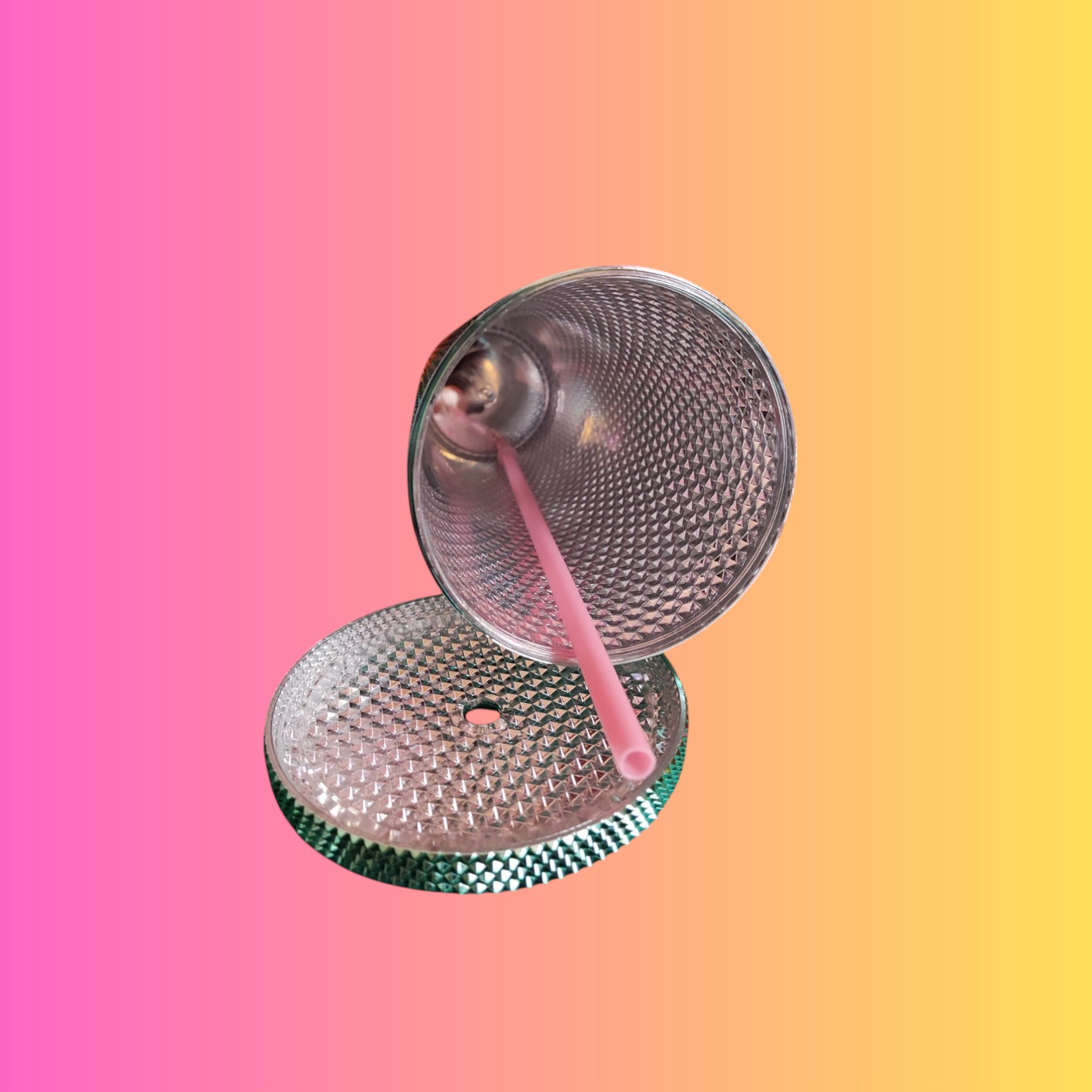 GOBELET AVEC PAILLE - 8€ à 12€