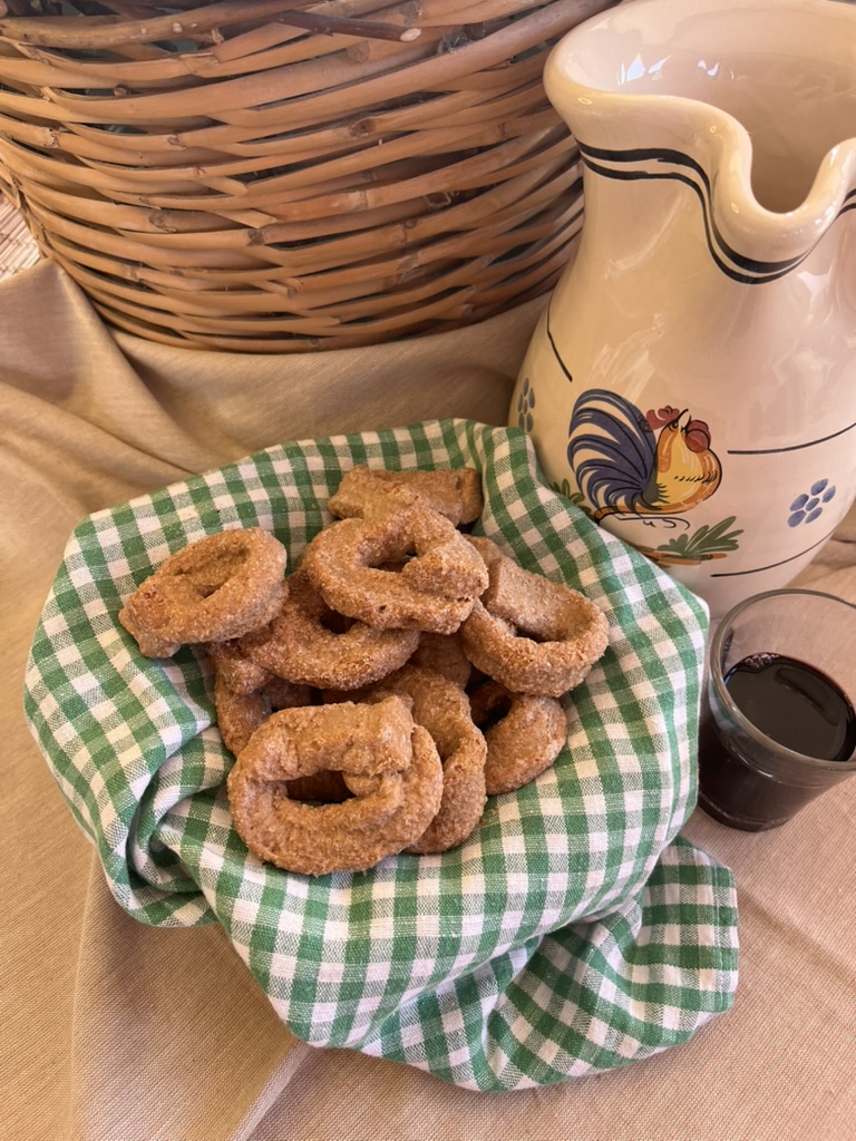 Pugliese Taralli – Red Wine & Sugar Flavor | Taralli zuccherati al Vino Rosso