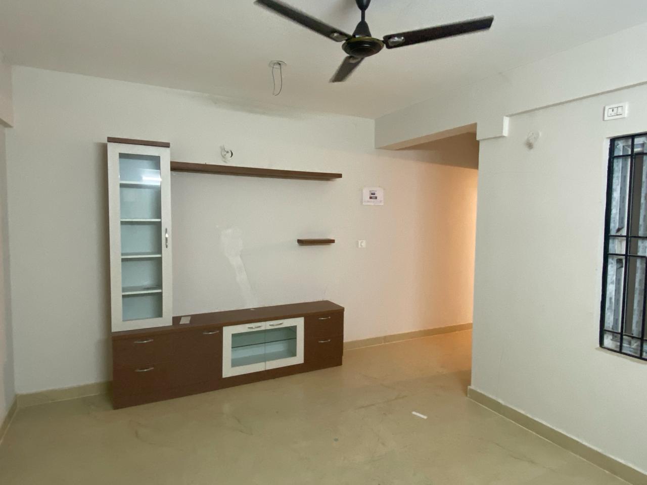 3 beds 3 baths Flat in Amigo Estella - Gated Society 