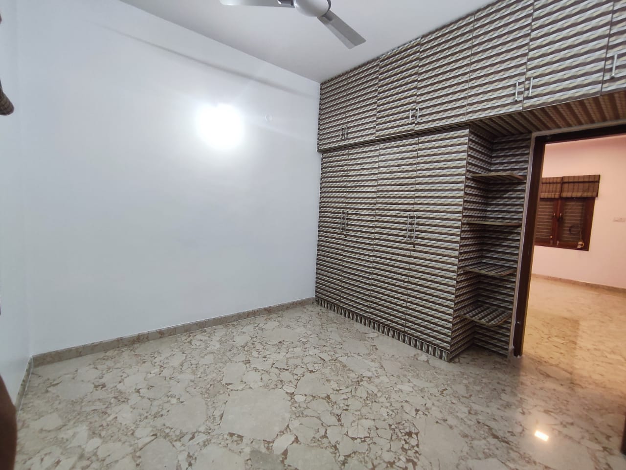 BHK Semi Furnished Flat For Rent near ITC, Cox Town