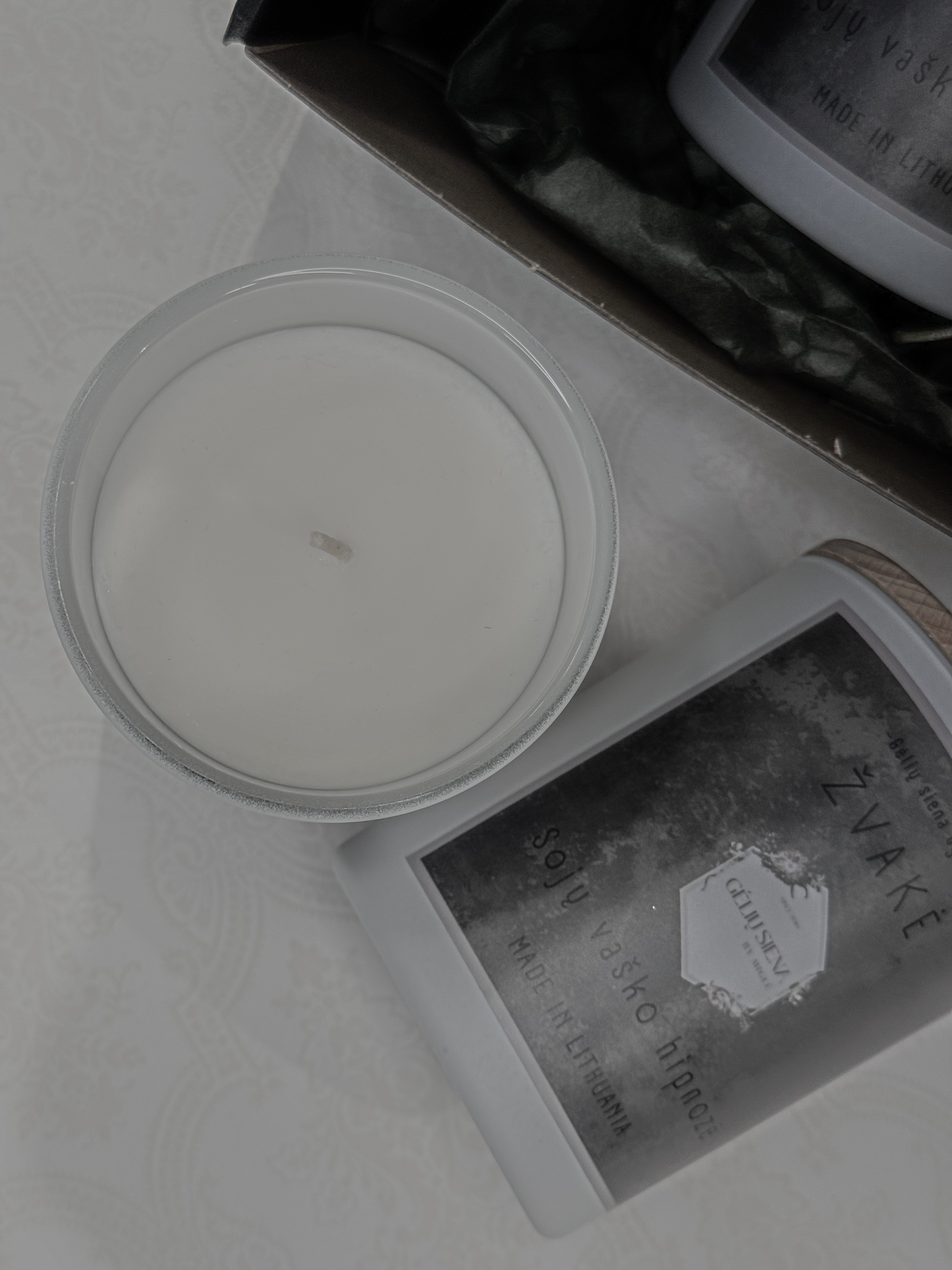 Sojų vaško hipnozė