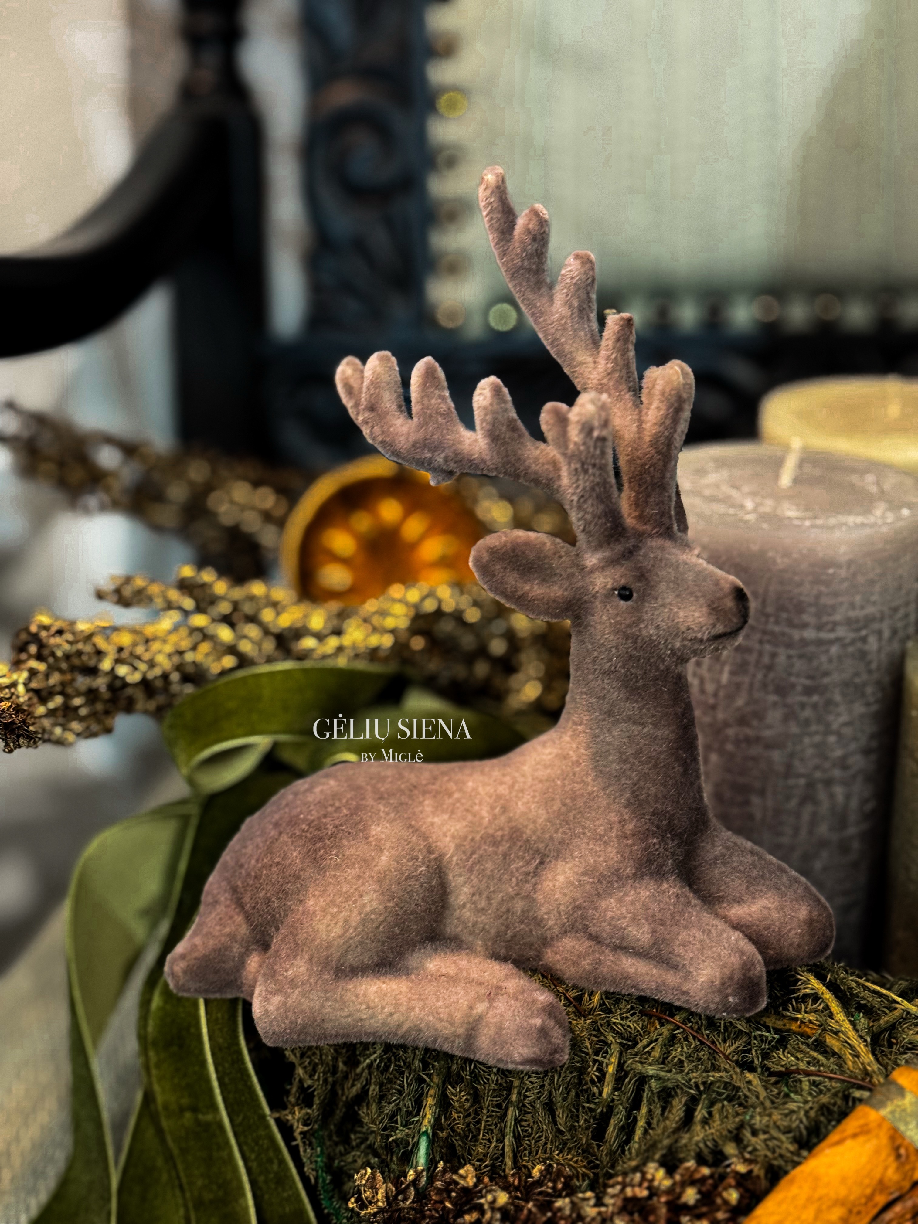 Advento vainikas su žvakėmis