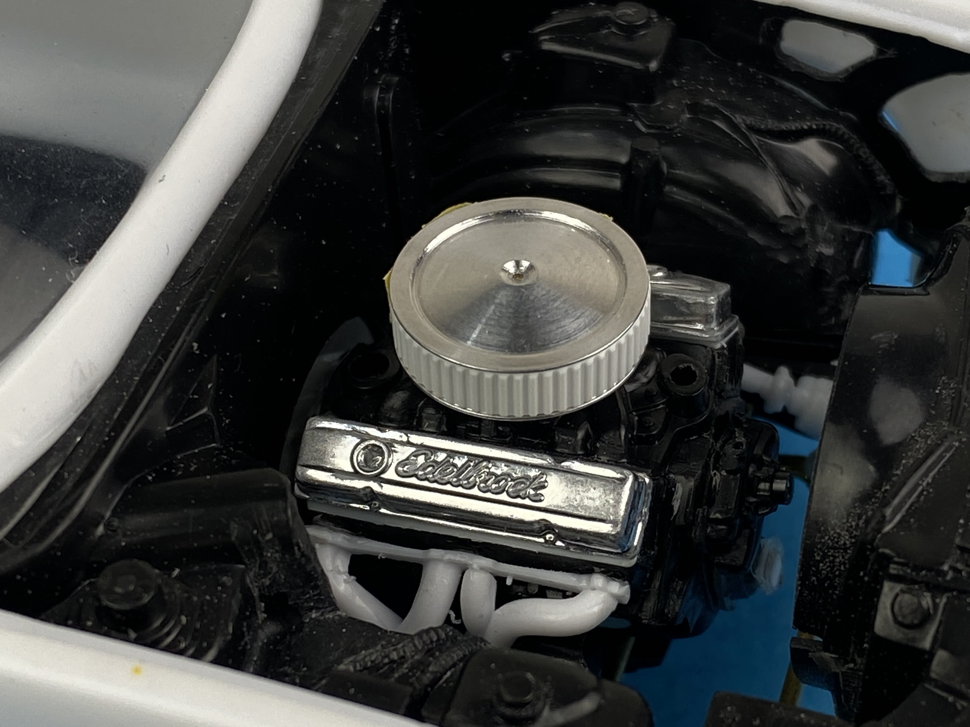 Valve Covers, Chevy Small Block, Edelbrock