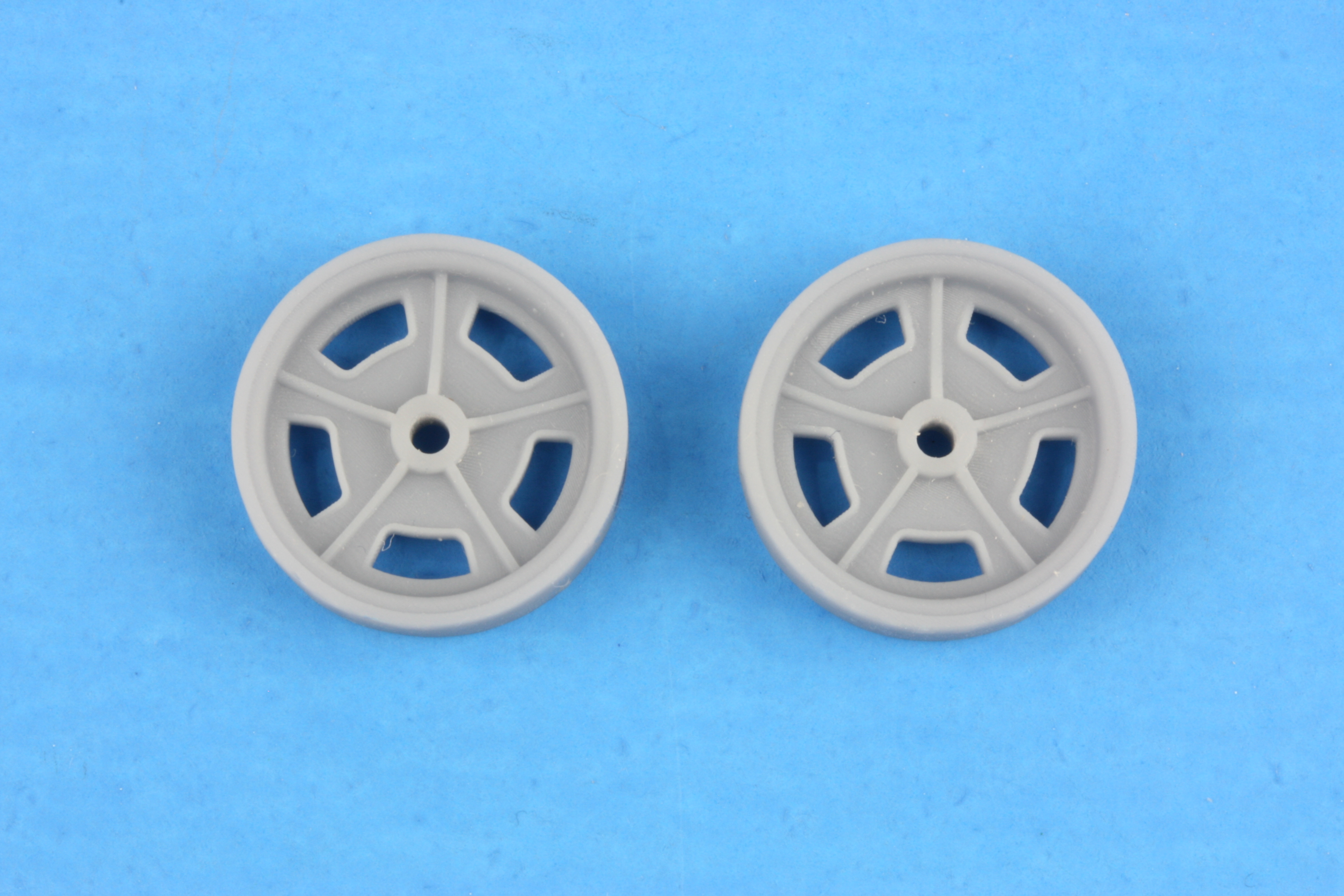 Wheels, Halibrand Square Hole Spindle Mount