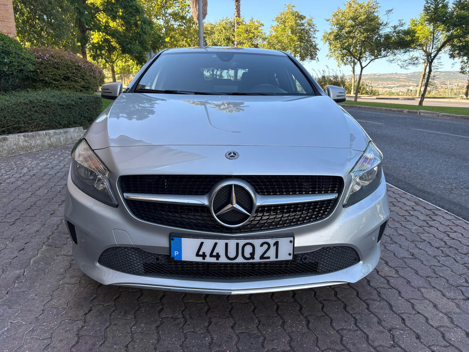 Mercedes-Benz A 180d