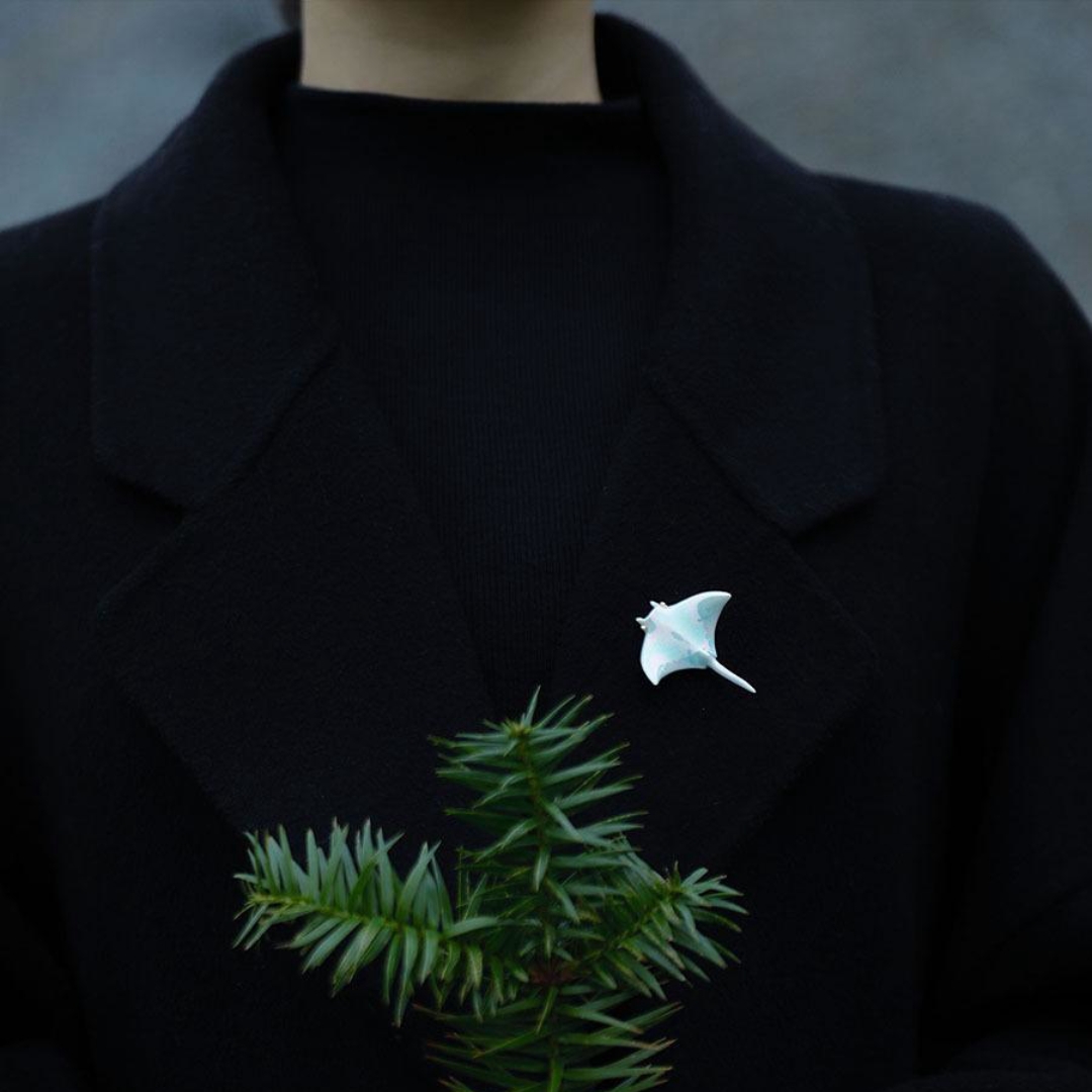 Manta Devilfish: Original design handmade ceramic brooch