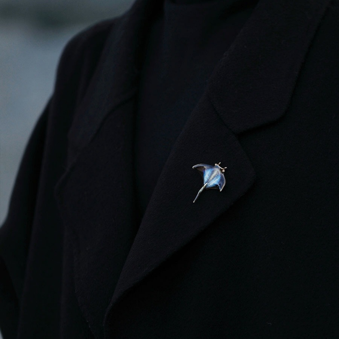 Manta Devilfish: Original design handmade ceramic brooch