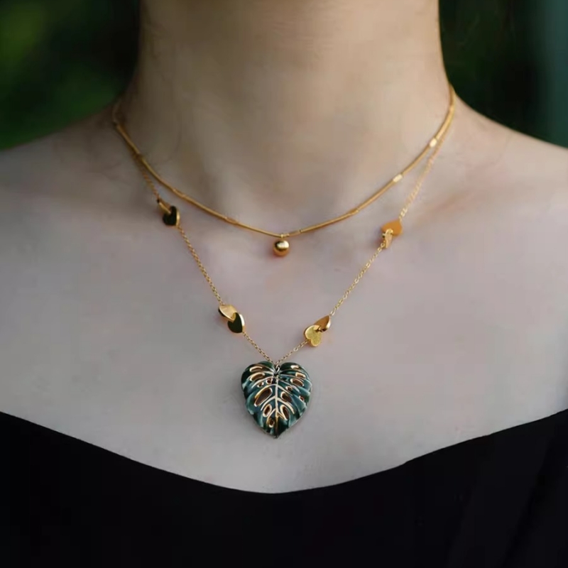 Hand-Painted Green Gold Ceramic Turtleback Bamboo Titanium Gold-Plated Necklace