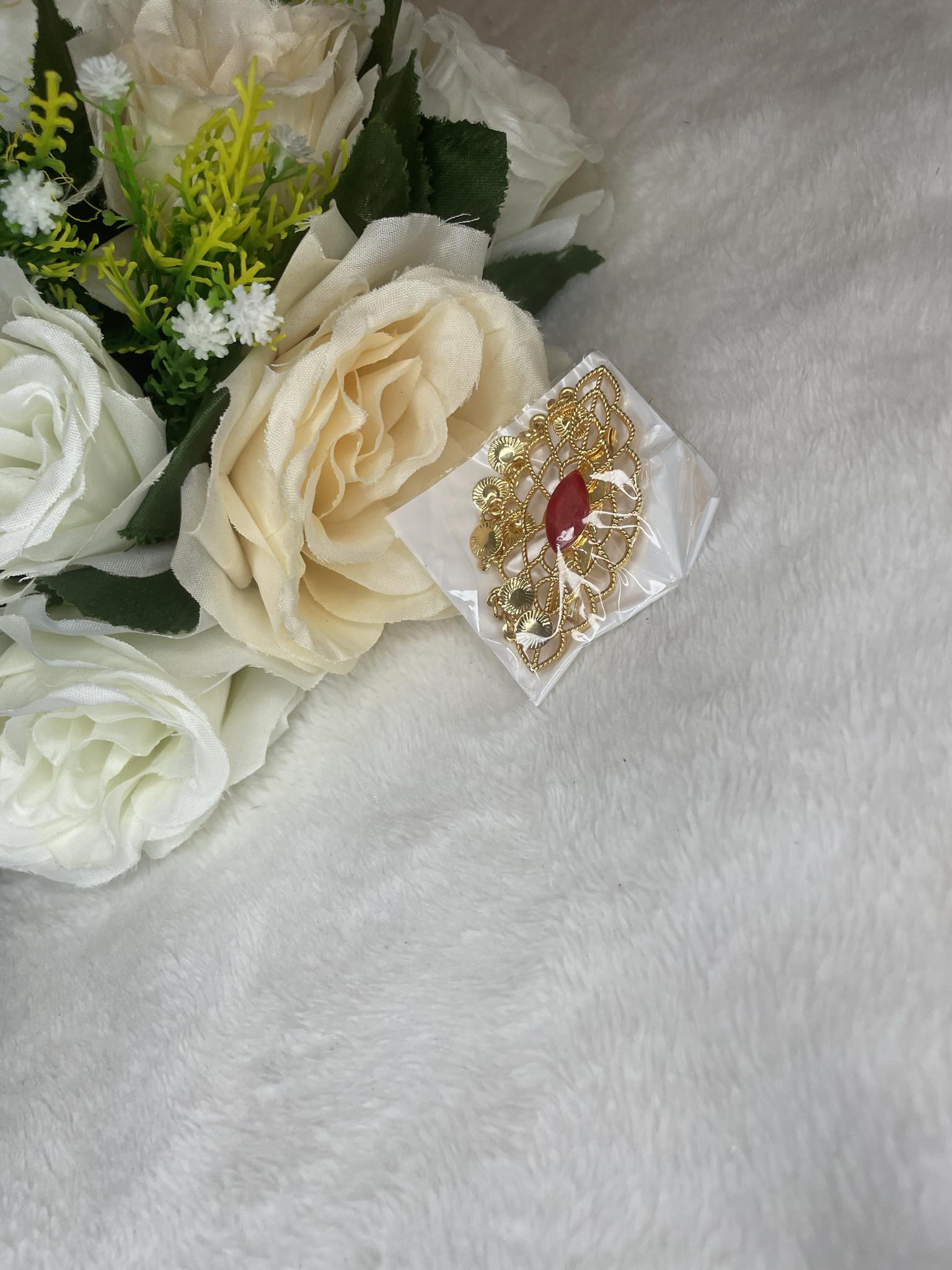 Broche en or N1