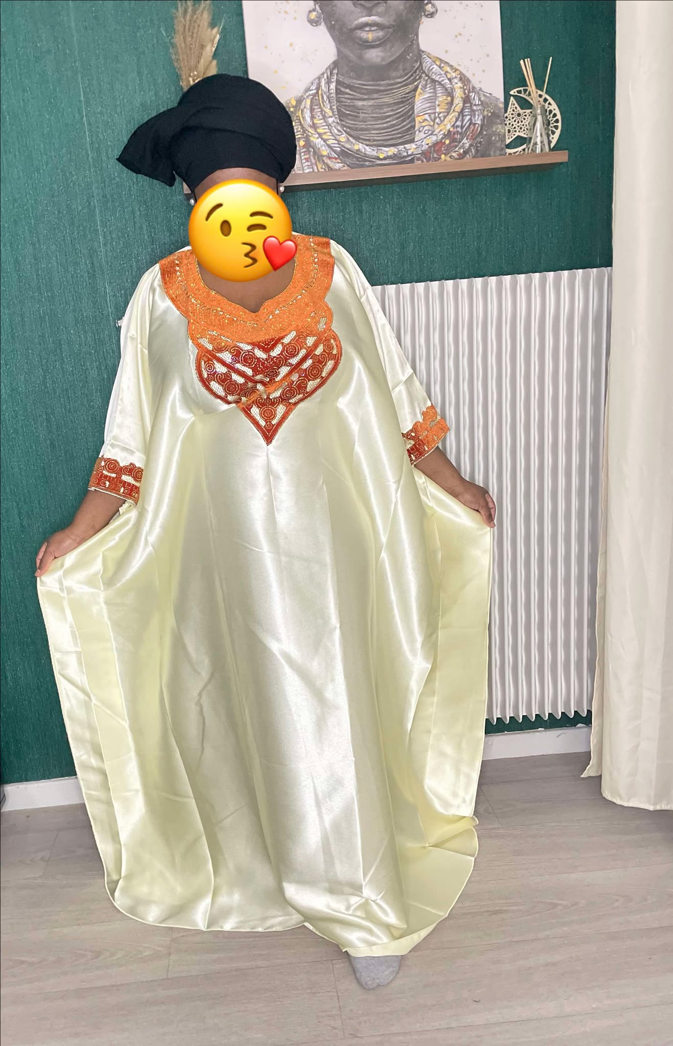 Robe avec châle N04