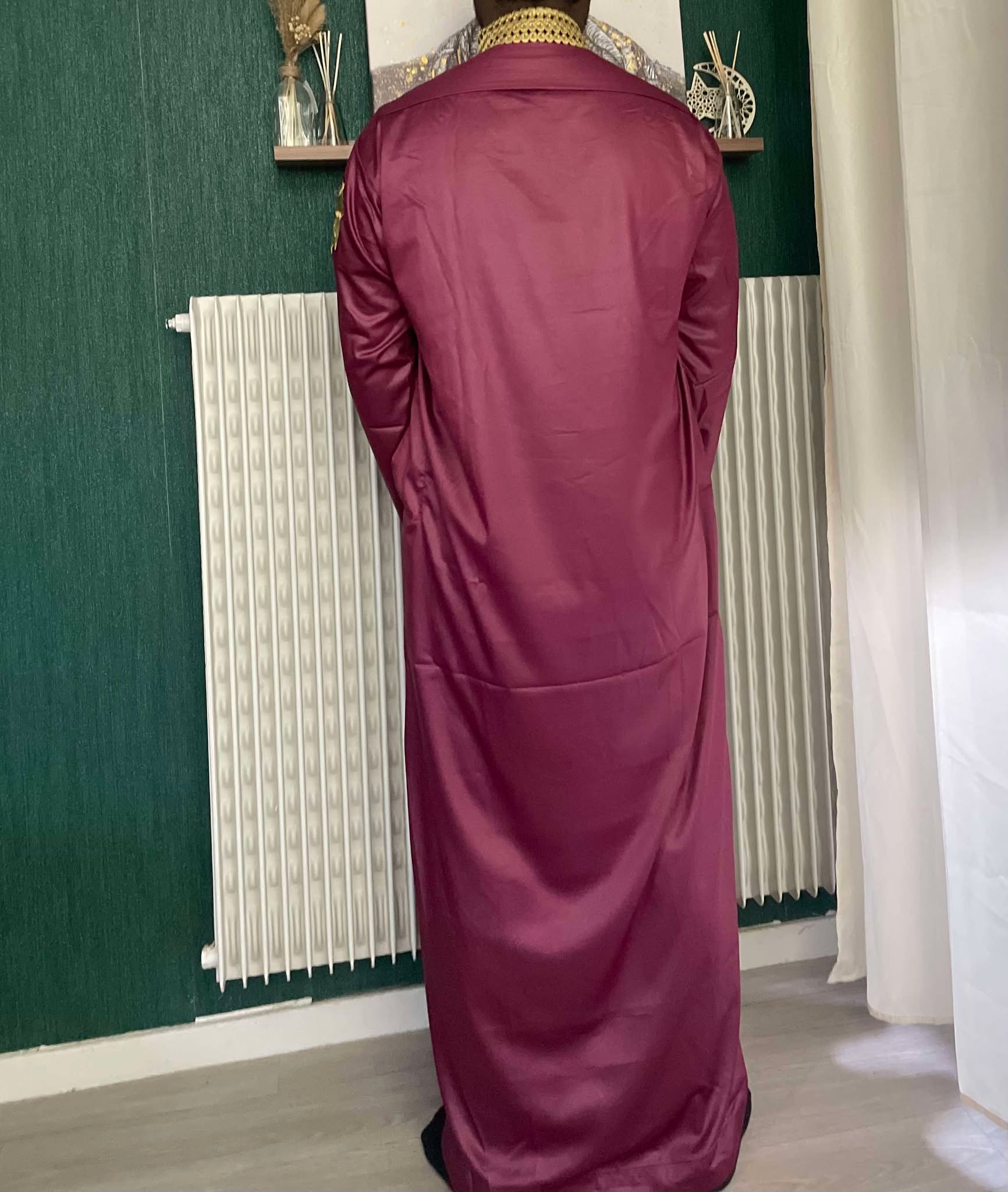 Ensemble Qamis N01