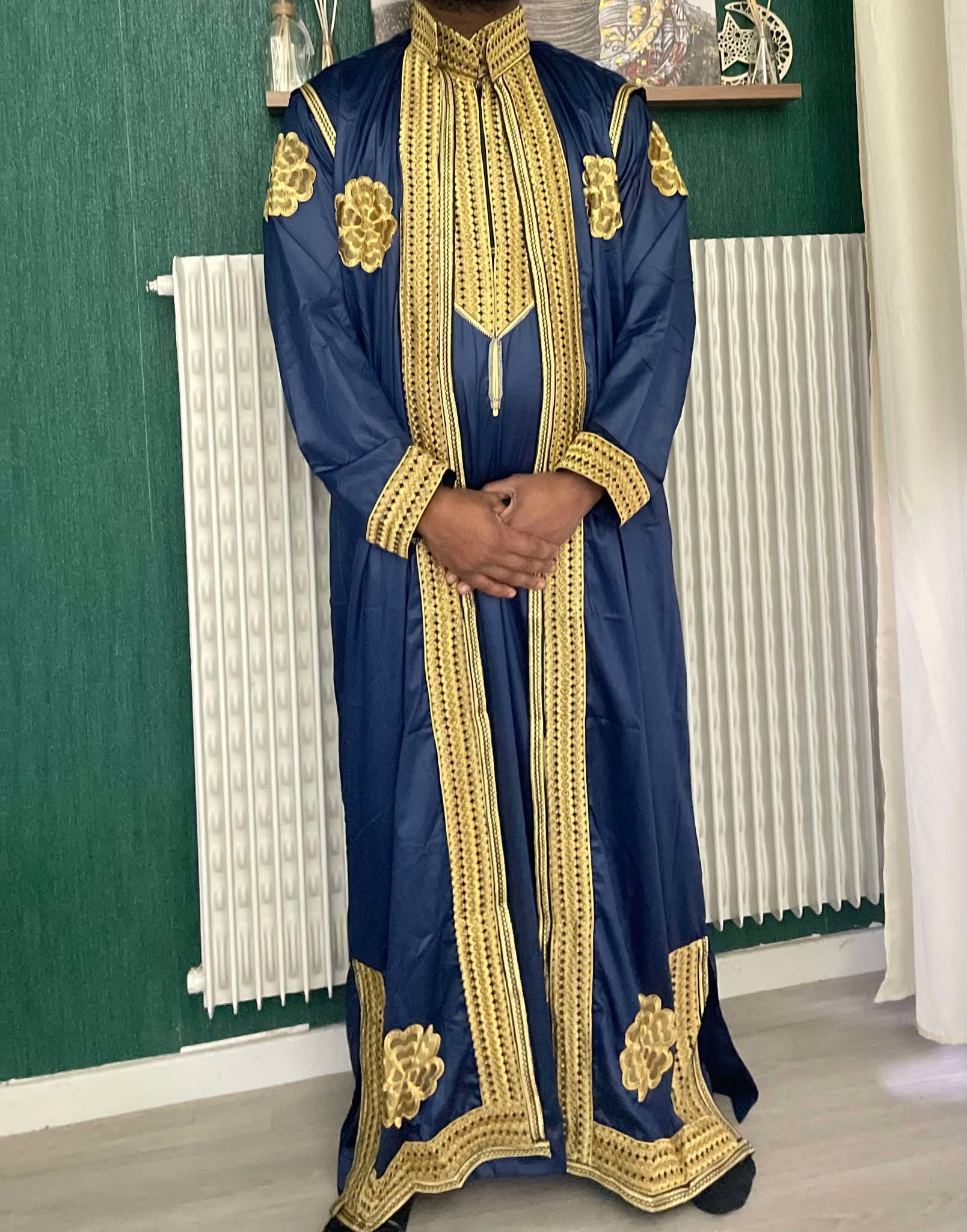 Ensemble Qamis N04