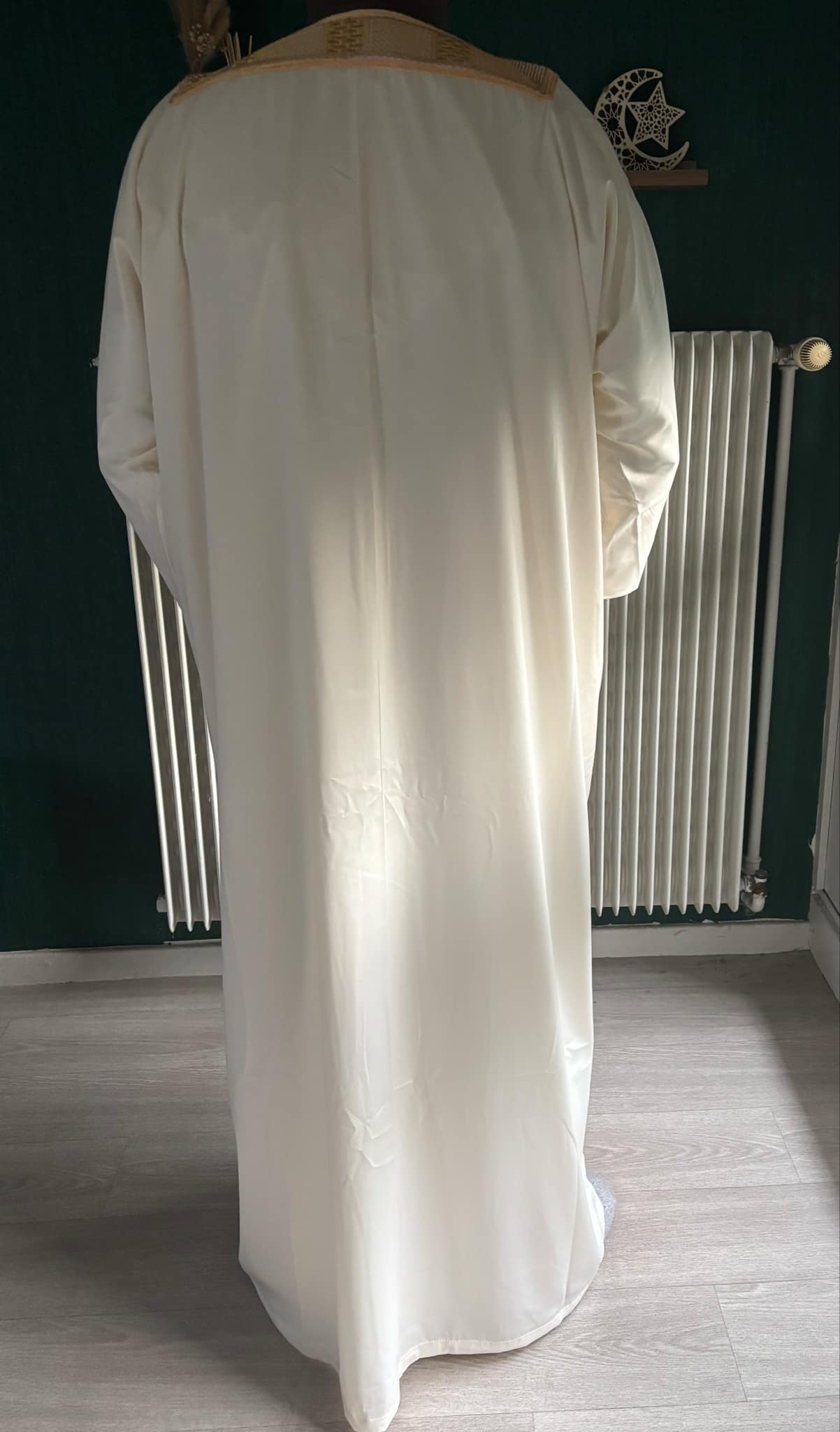 Ensemble Qamis N05