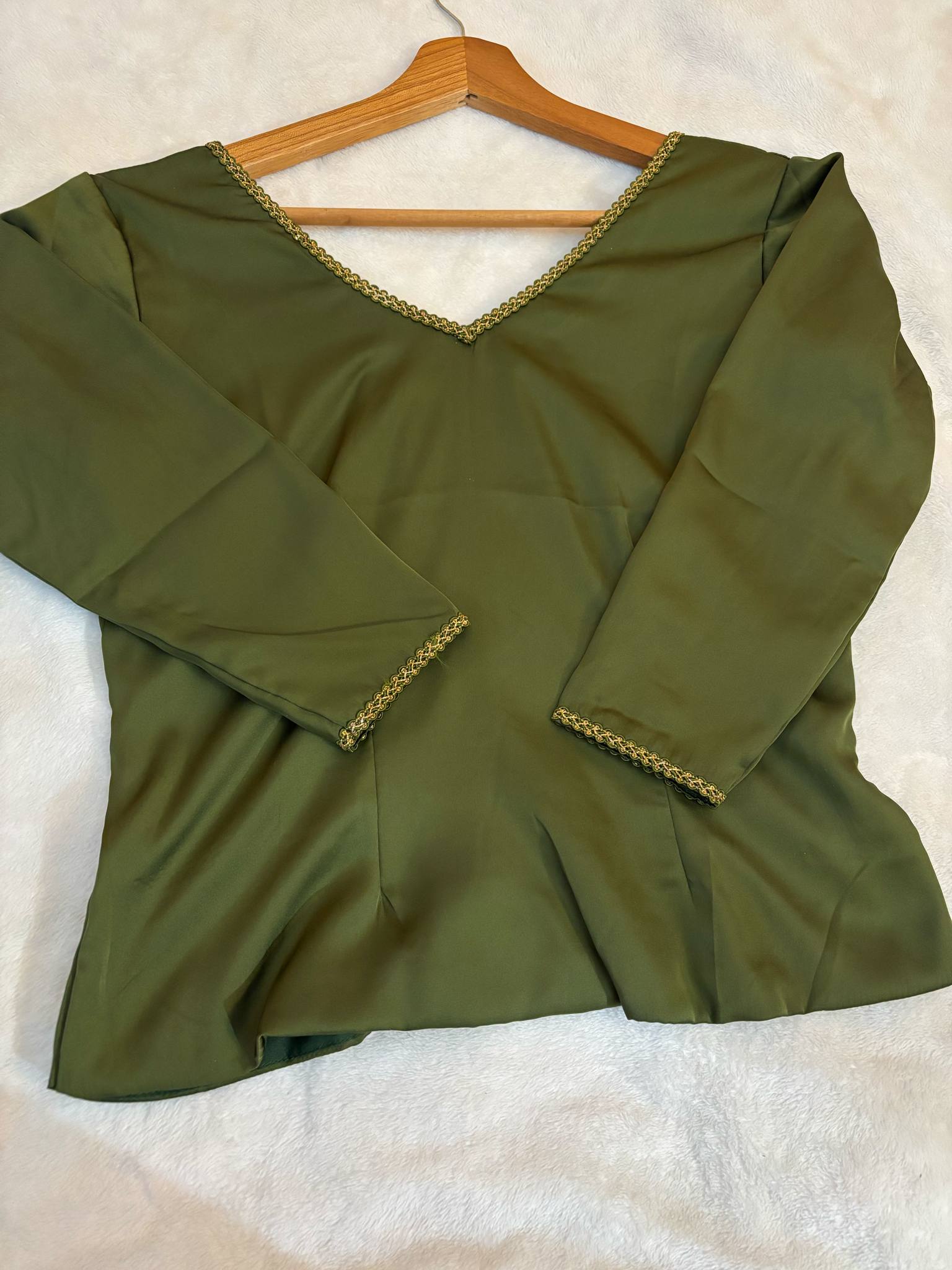 Body satin vert olive