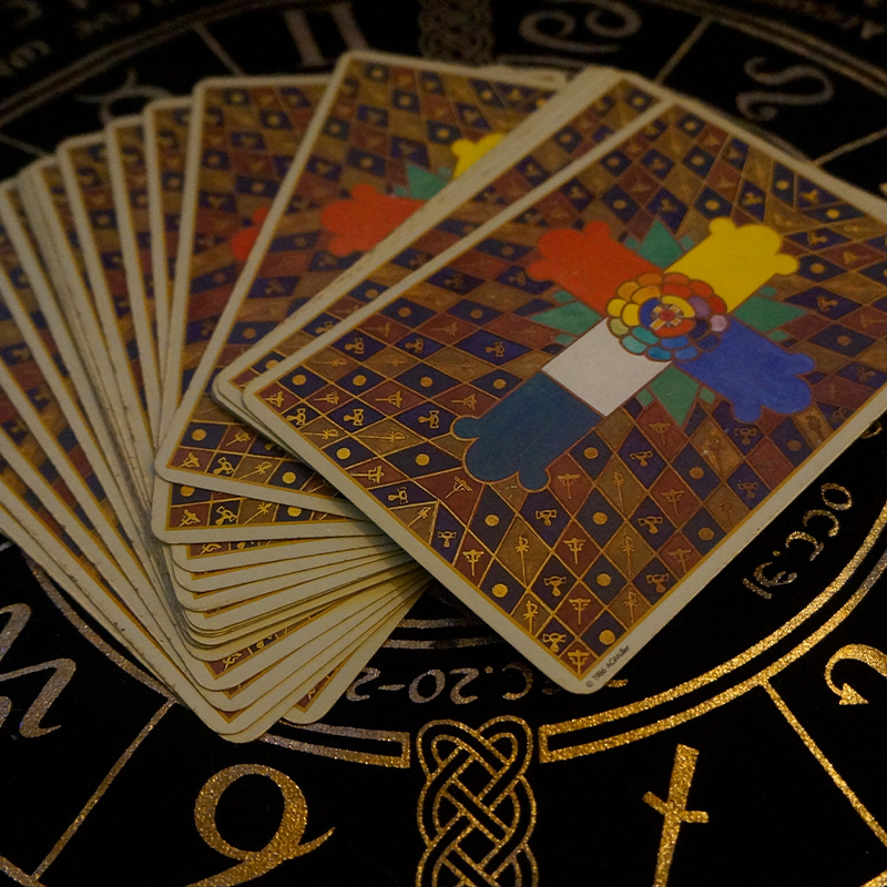 "DOMÍNIO DA ÁGUA DOCE" - LEITURA SOBRE O AMOR