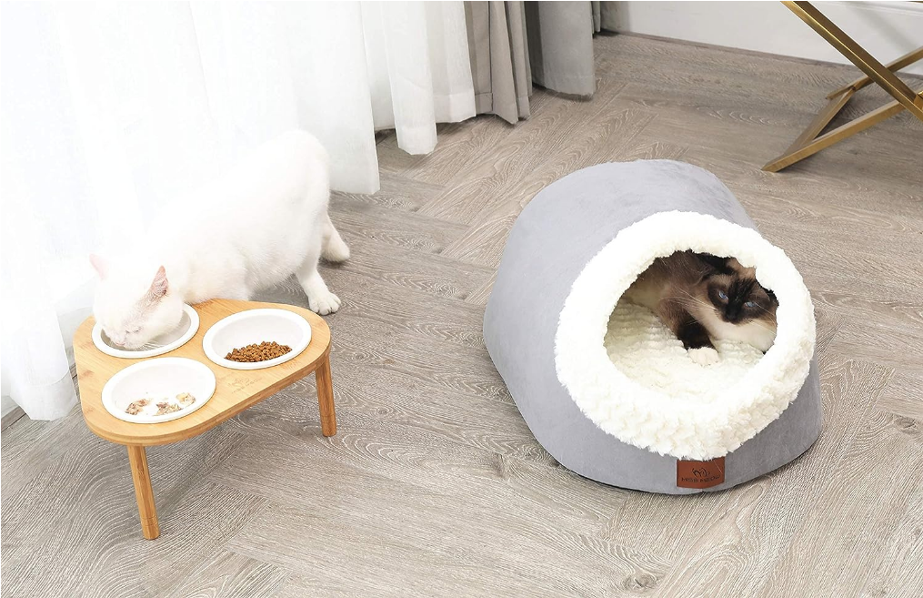 Cat Bed for Indoor Cats,Medium Large Cats Cave Bed,Machine Washable Slip Resistant Bottom,Ultra Soft Plush Cushion (Gray Cave)
