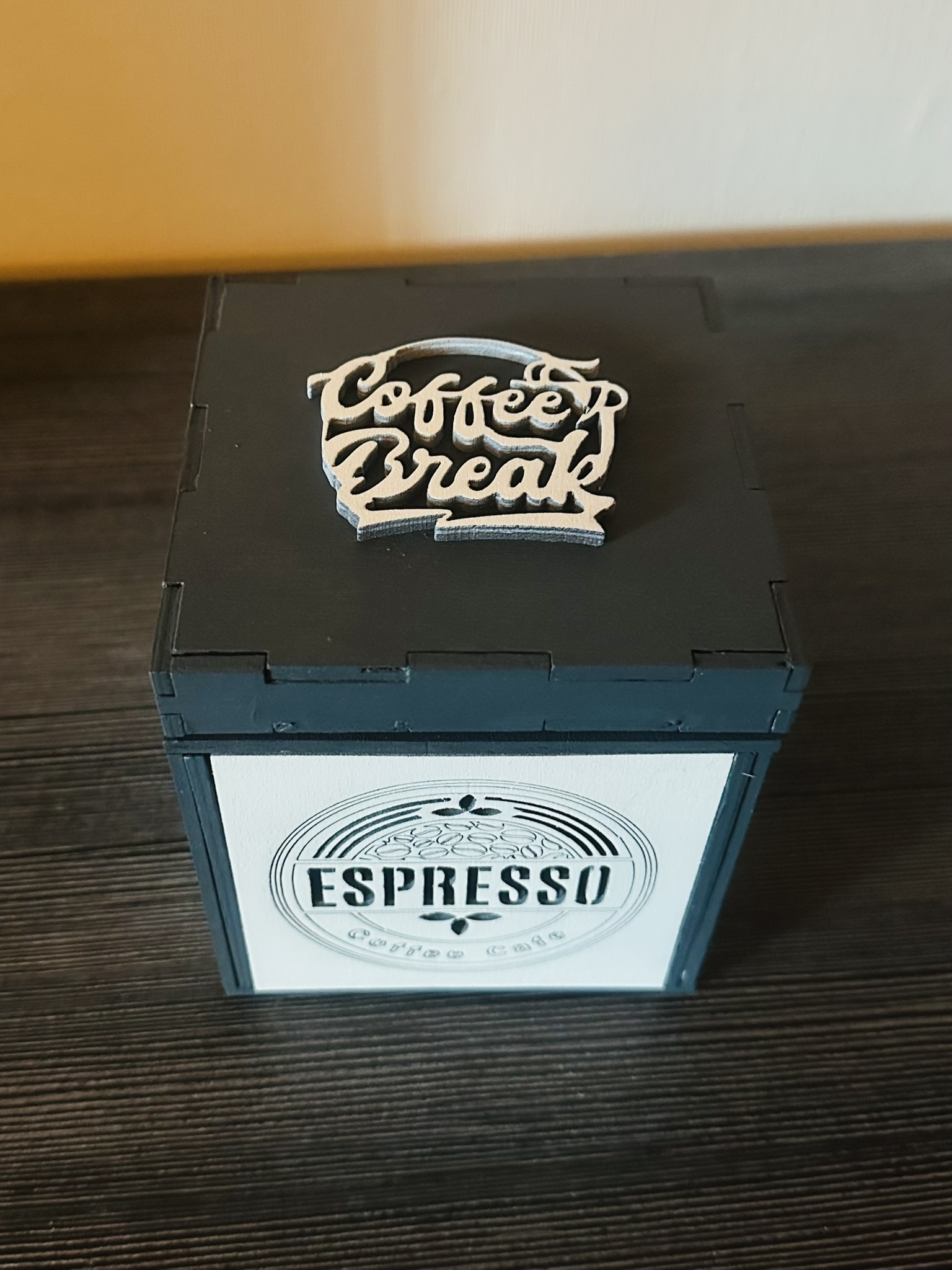 Espresso box Grau / Weiß