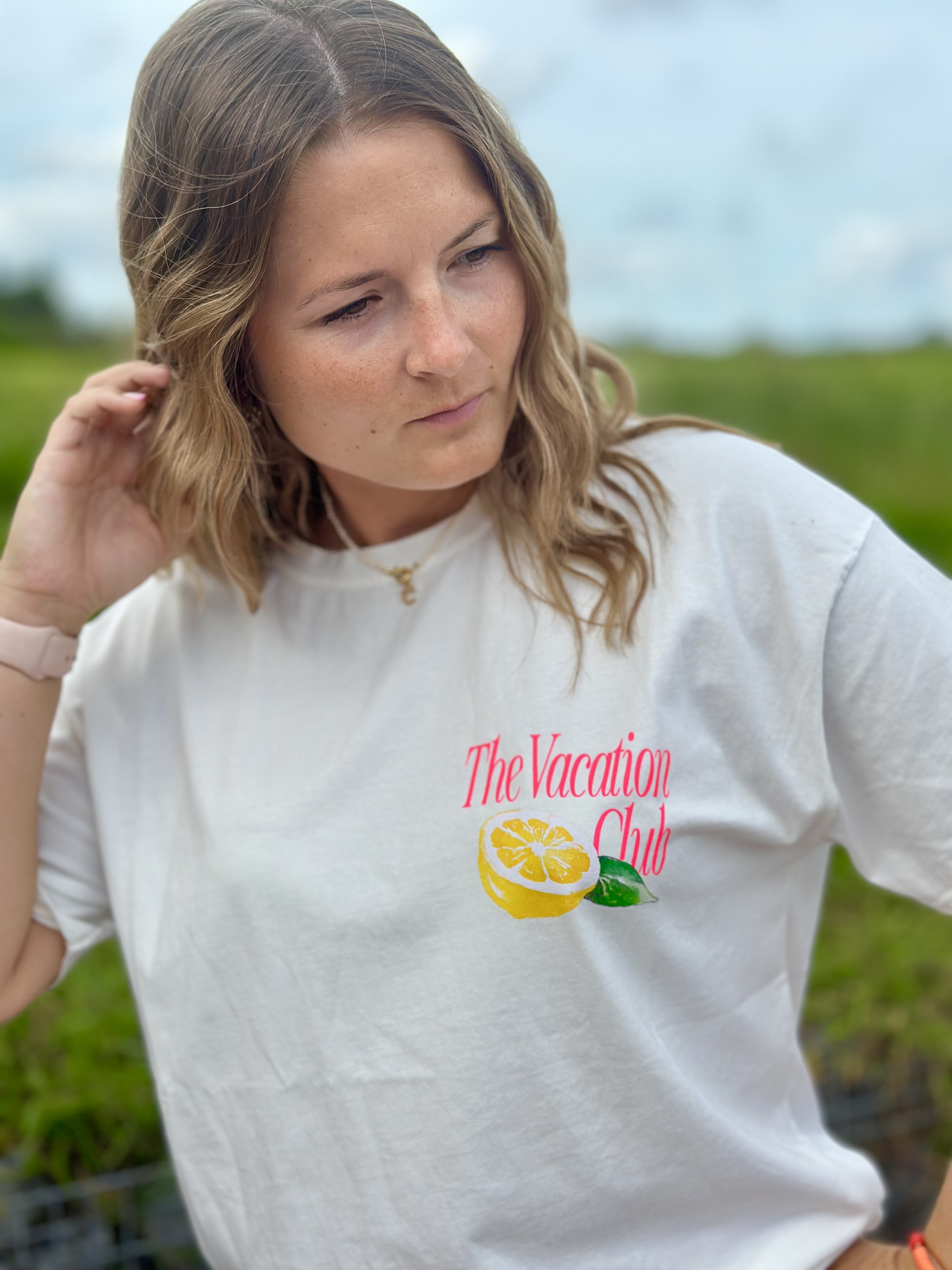 T-shirt The Vacation Club blanc