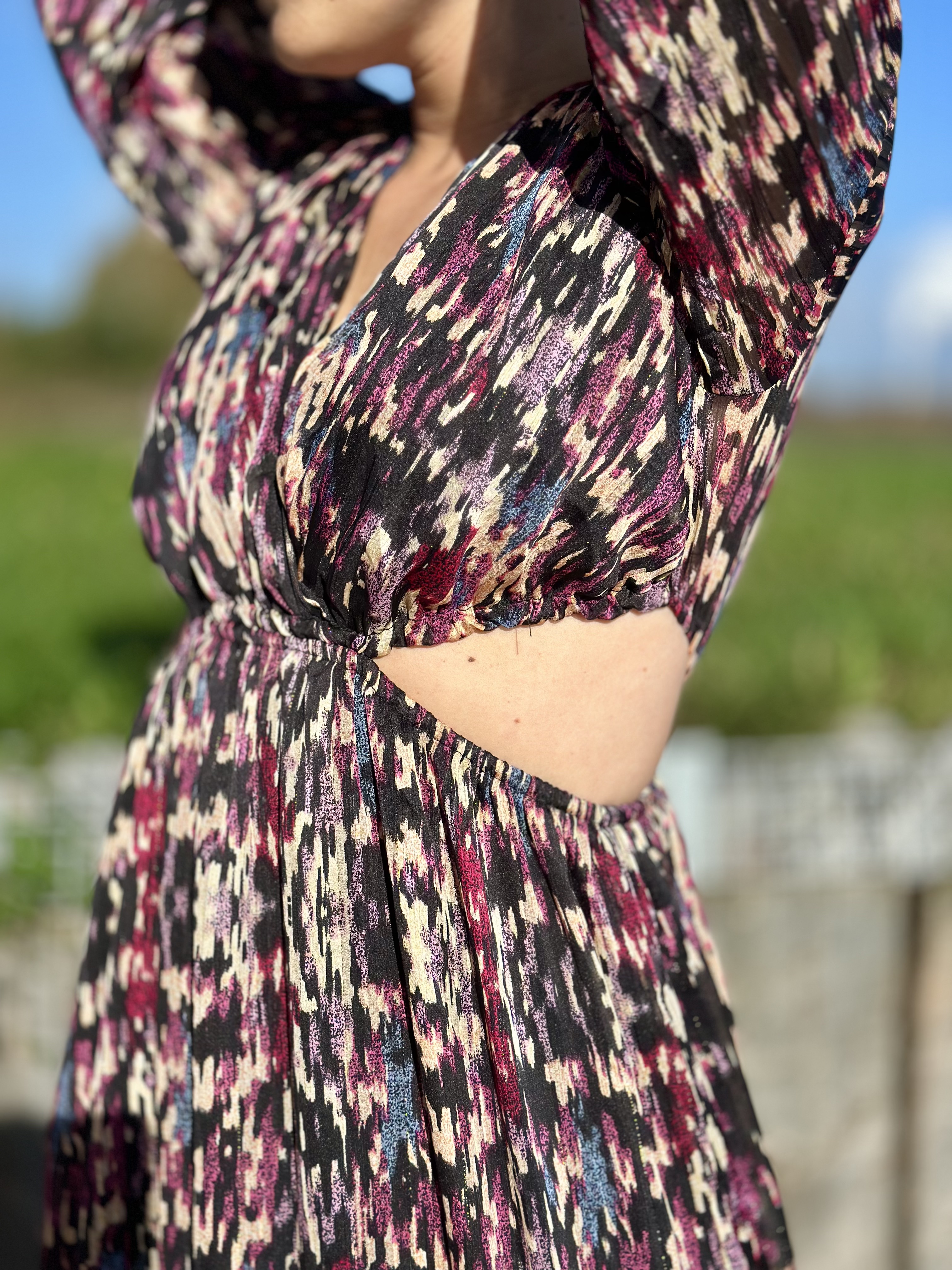 Robe chic motif violet