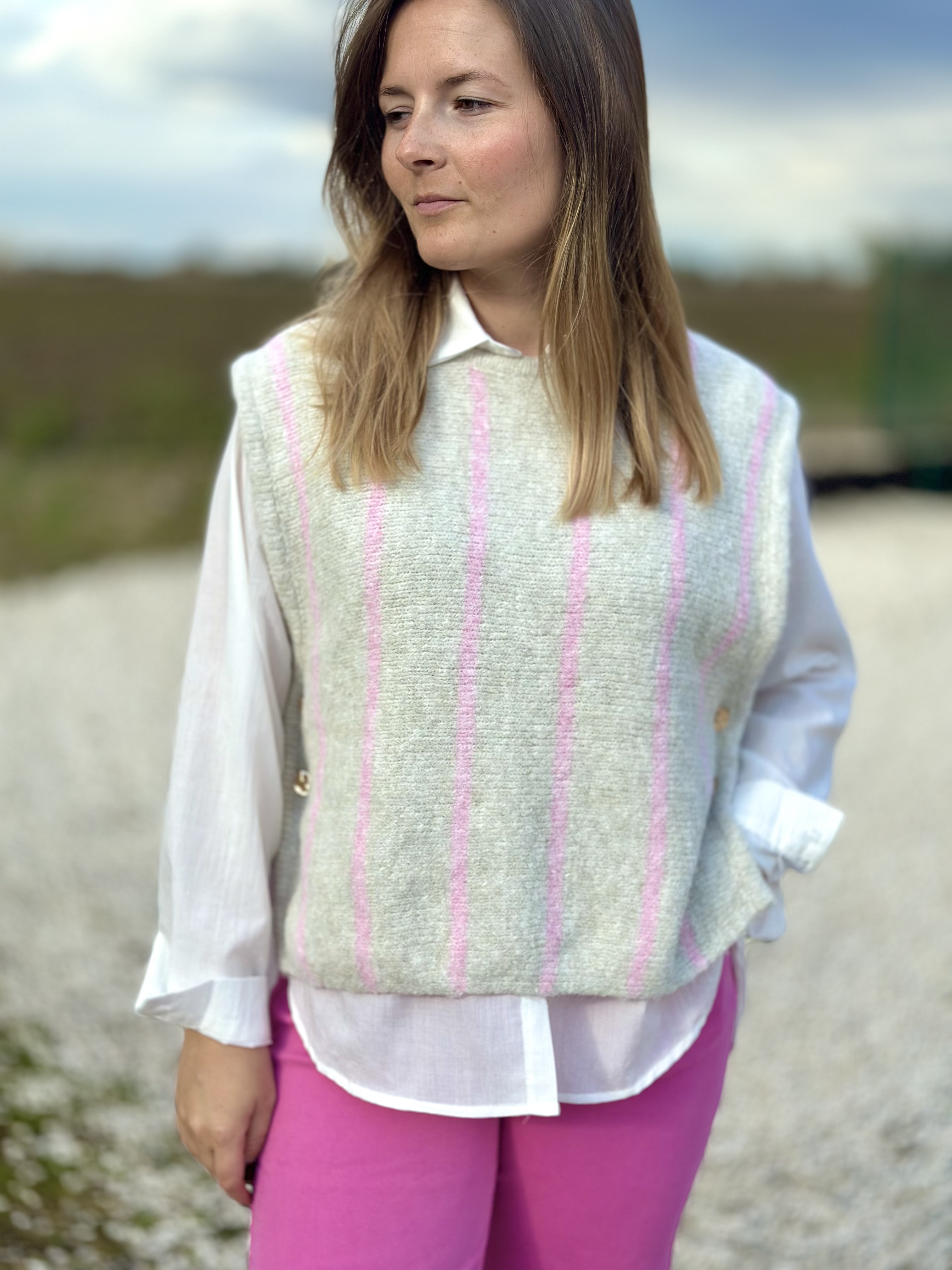 Pull sans manches à rayures