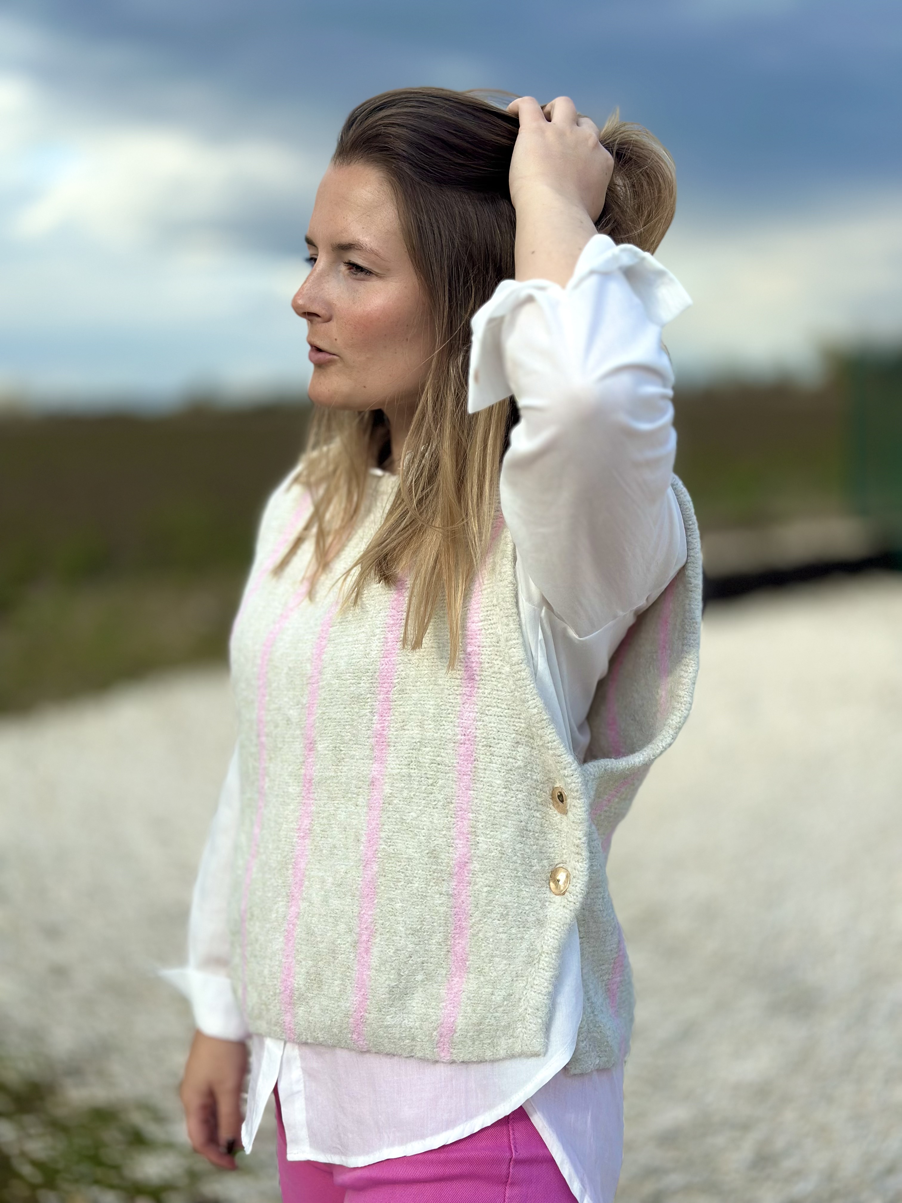 Pull sans manches à rayures