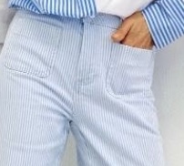 Pantalon à pattes d'éléphant bleu clair rayé