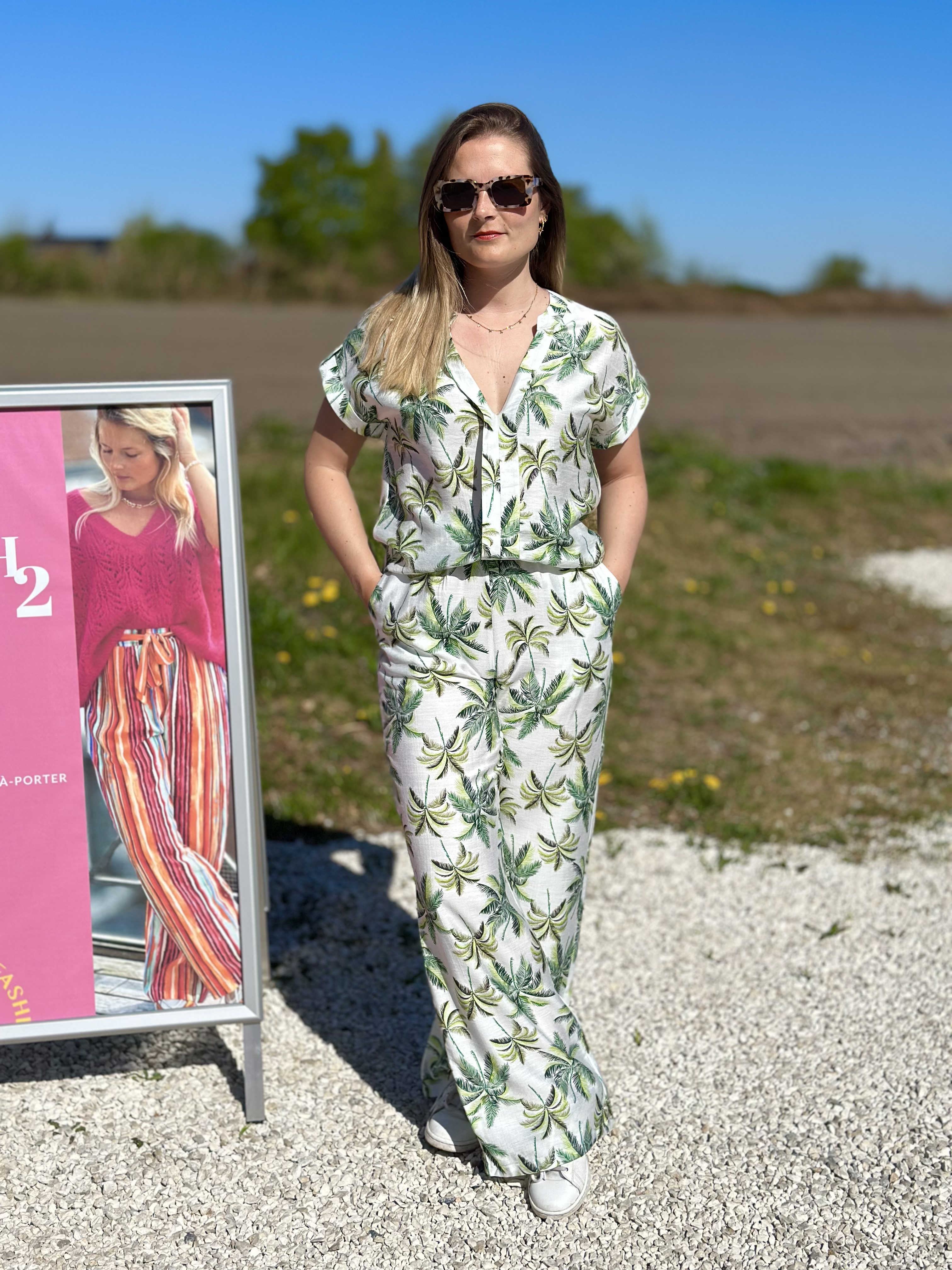 Pantalon à motifs palmiers