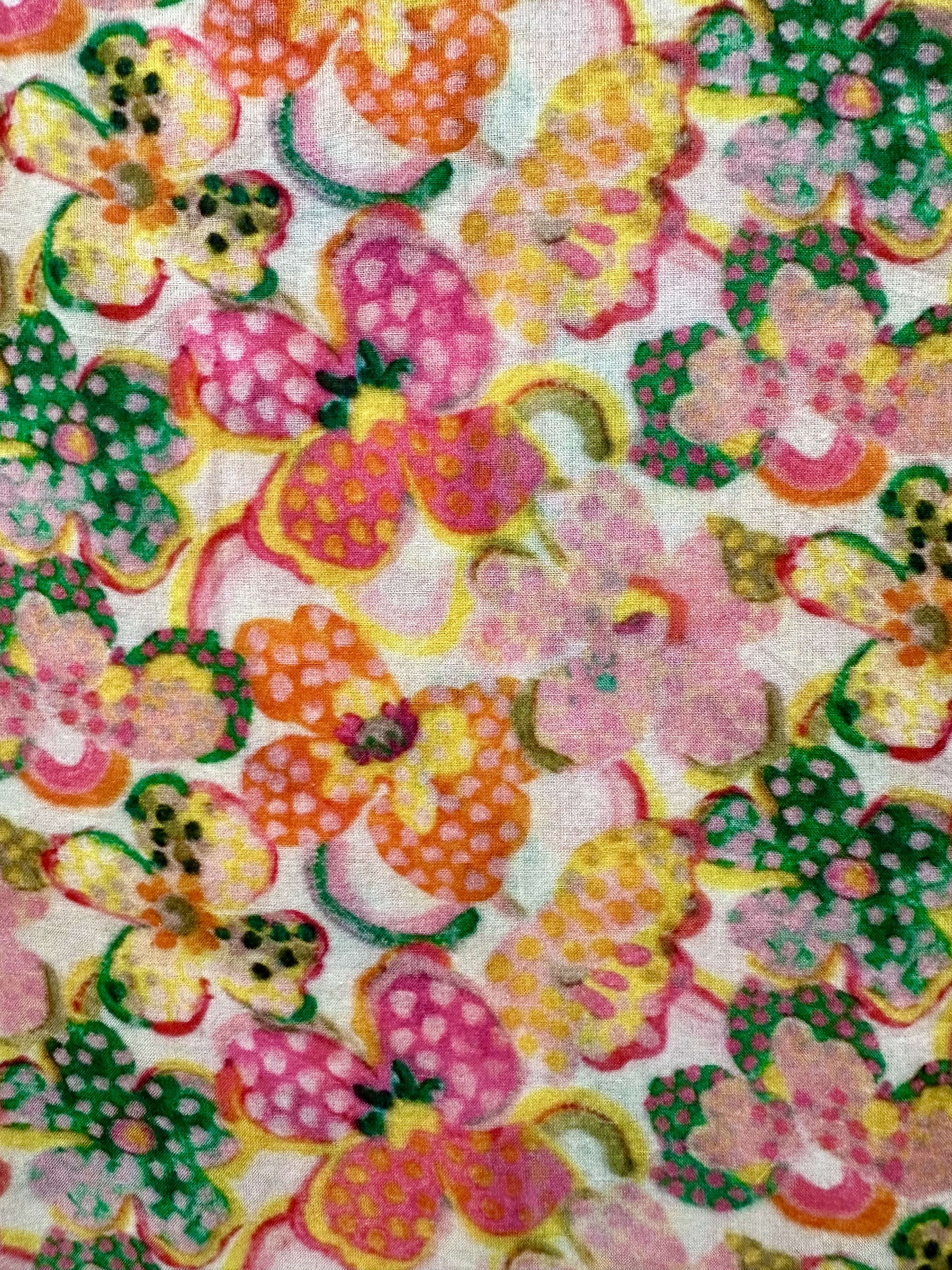 Chemise à motifs floraux
