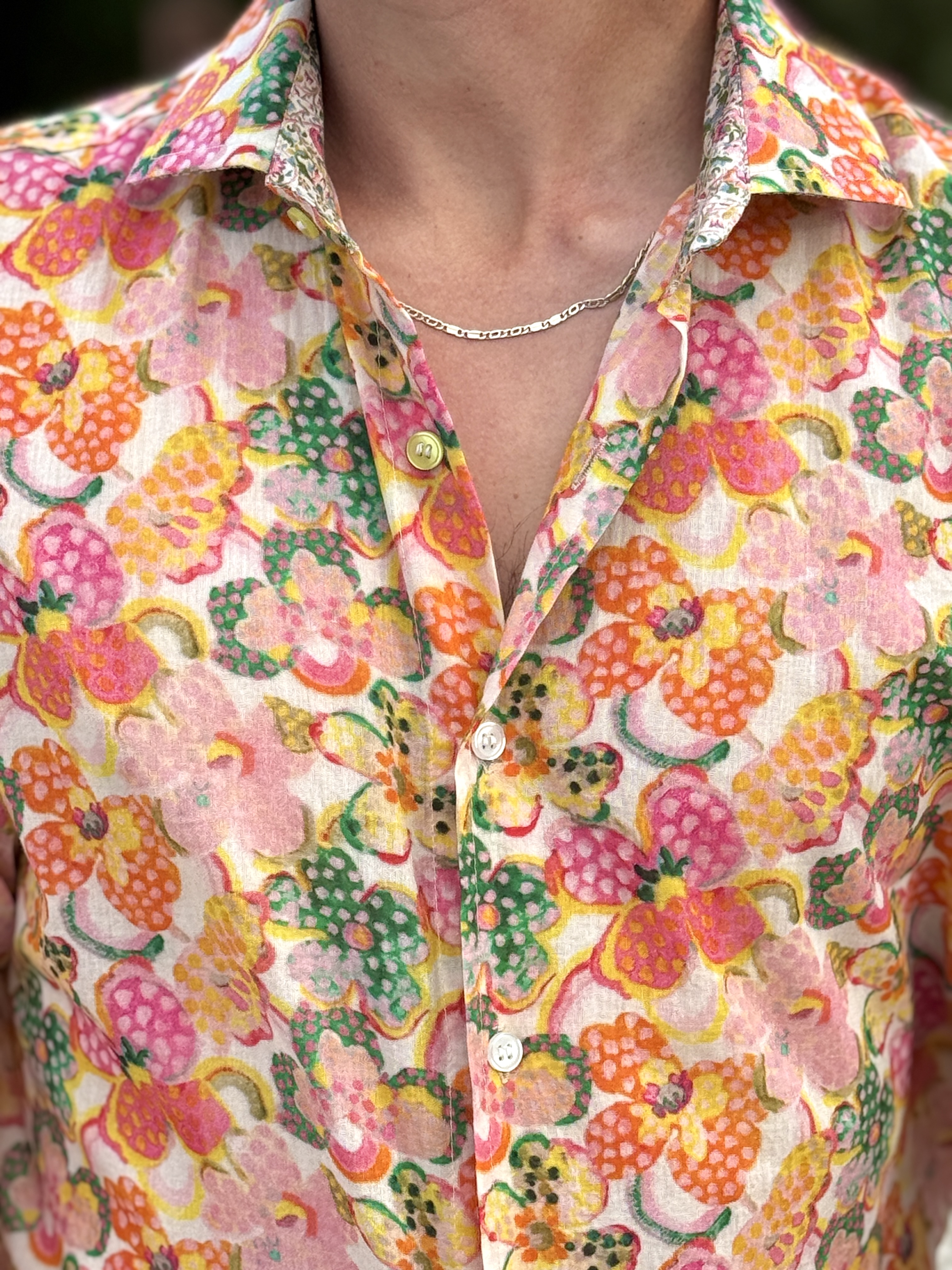 Chemise à motifs floraux