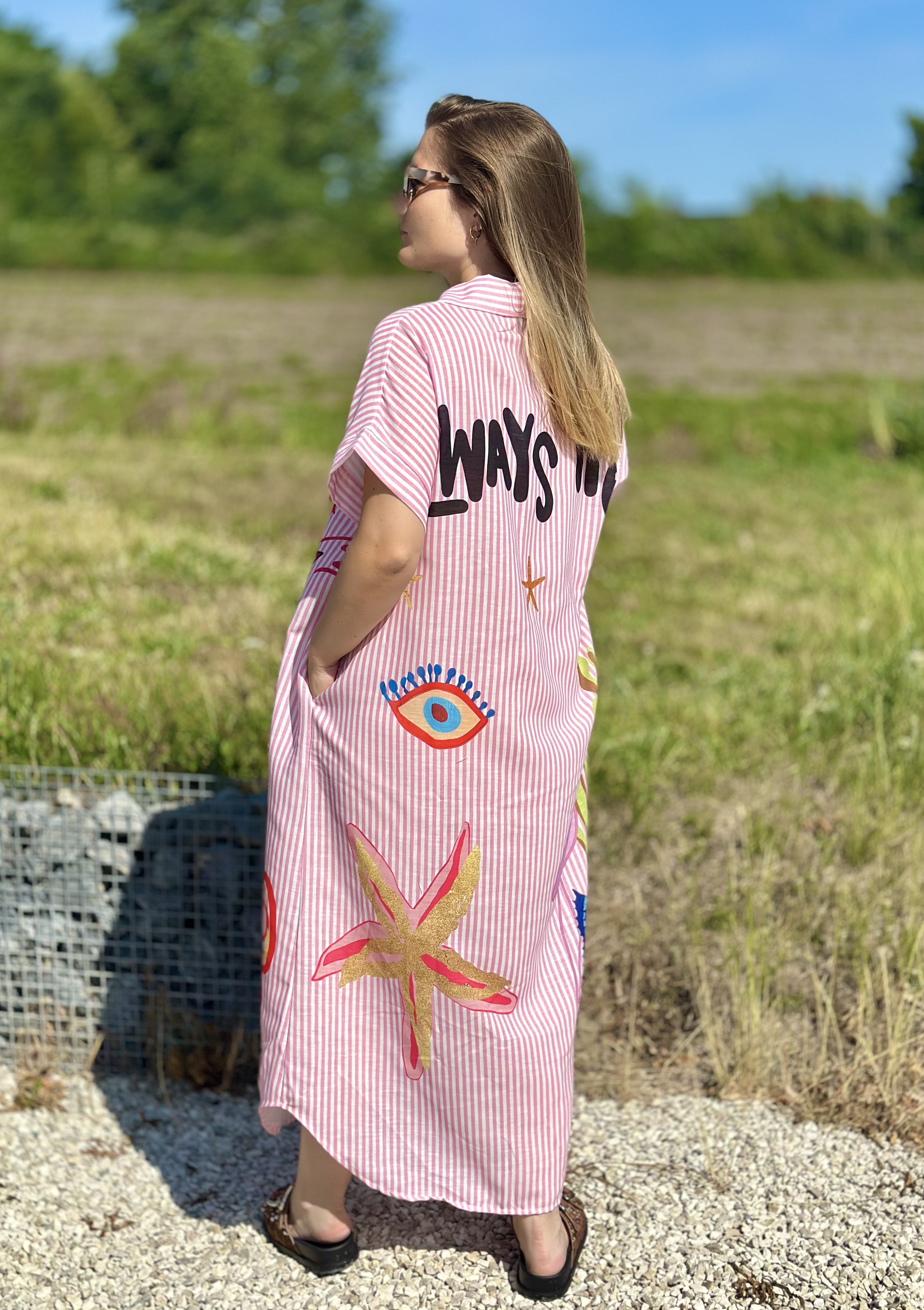 Robe chemise rayée brodée