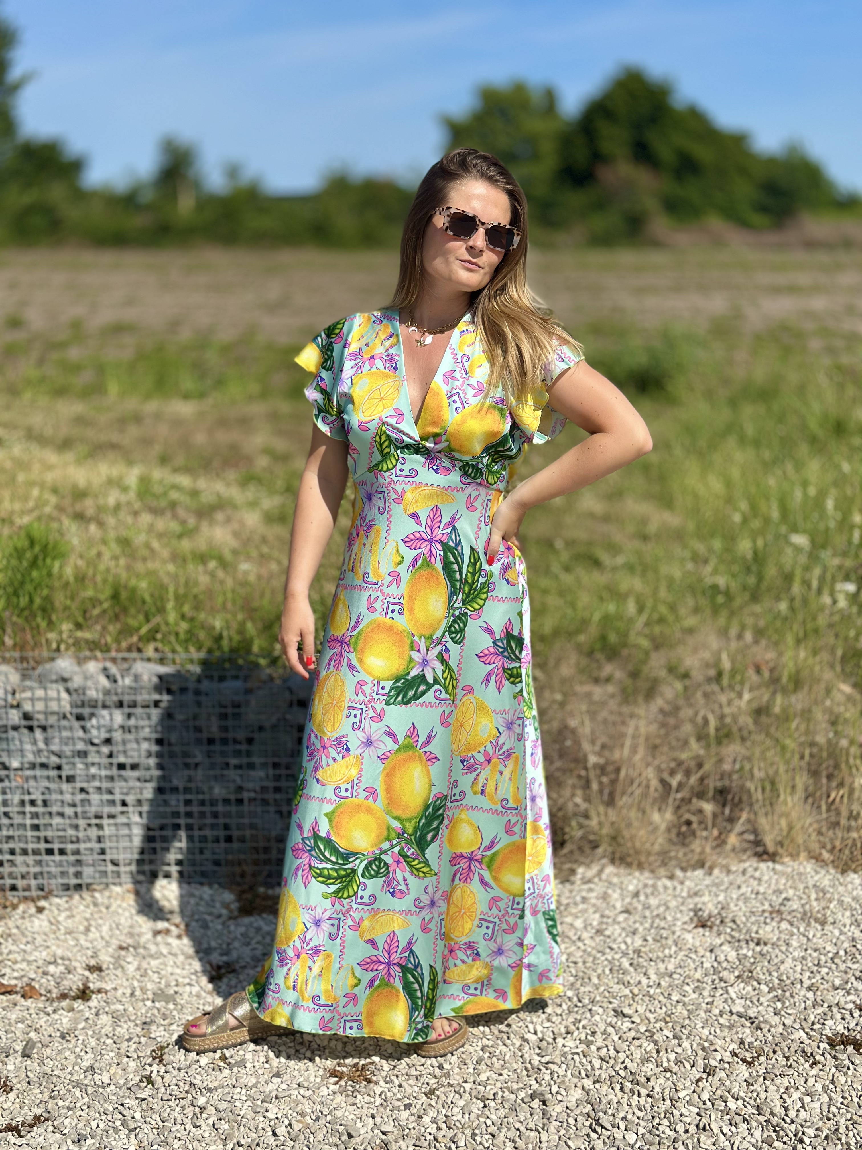 Robe longue imprimée citrons en satin