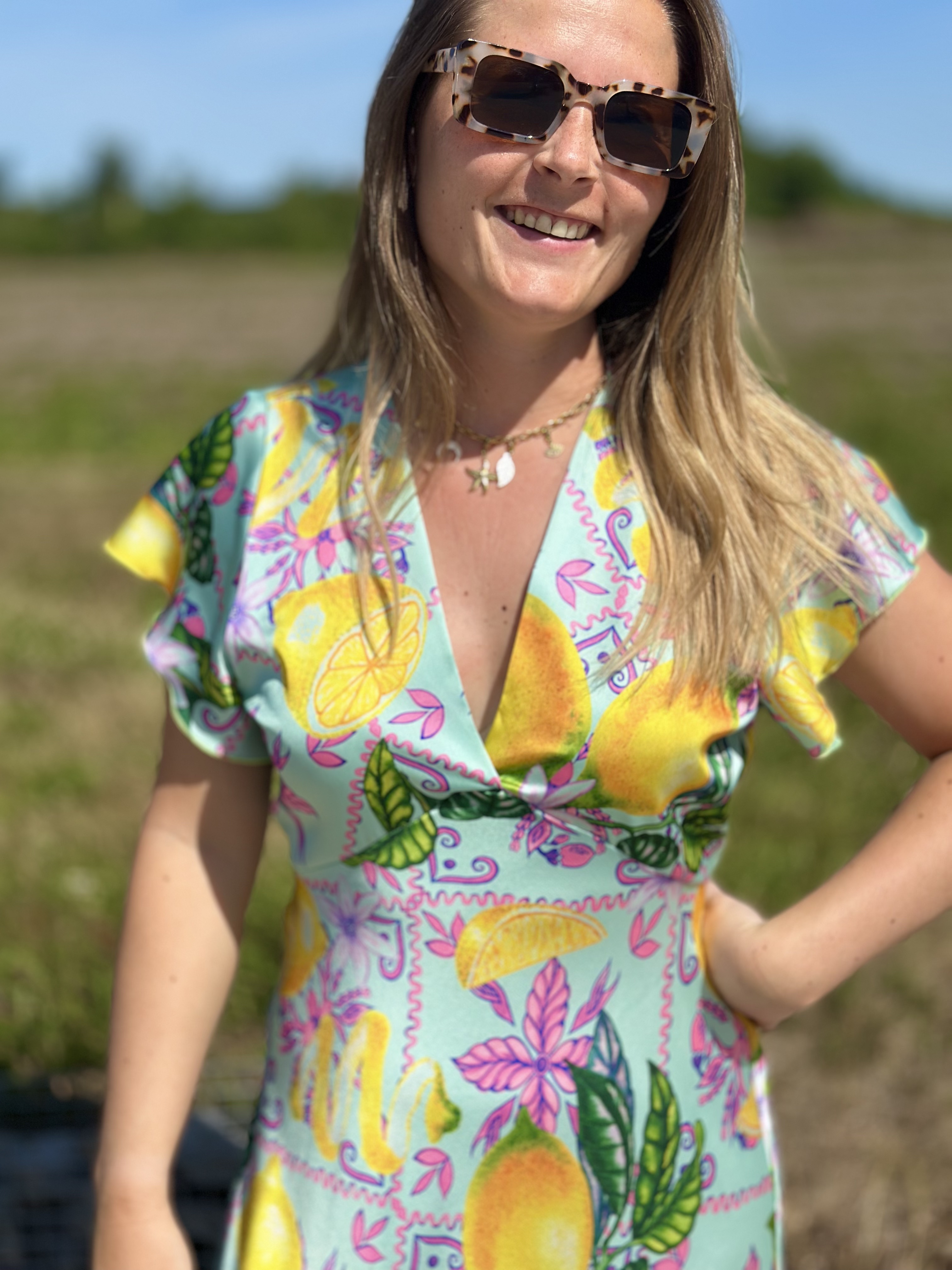 Robe longue imprimée citrons en satin