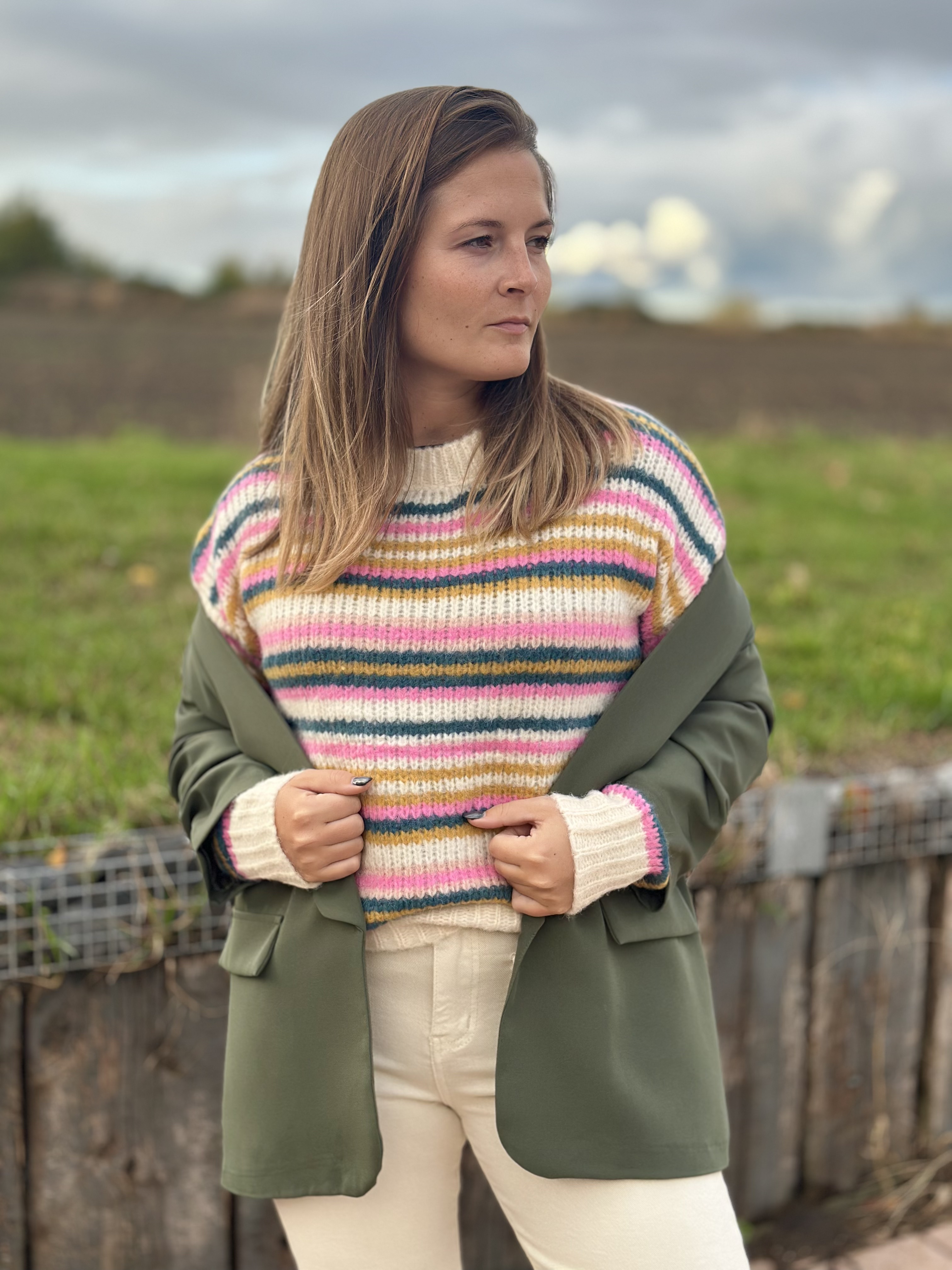 Pull rayé multicolore