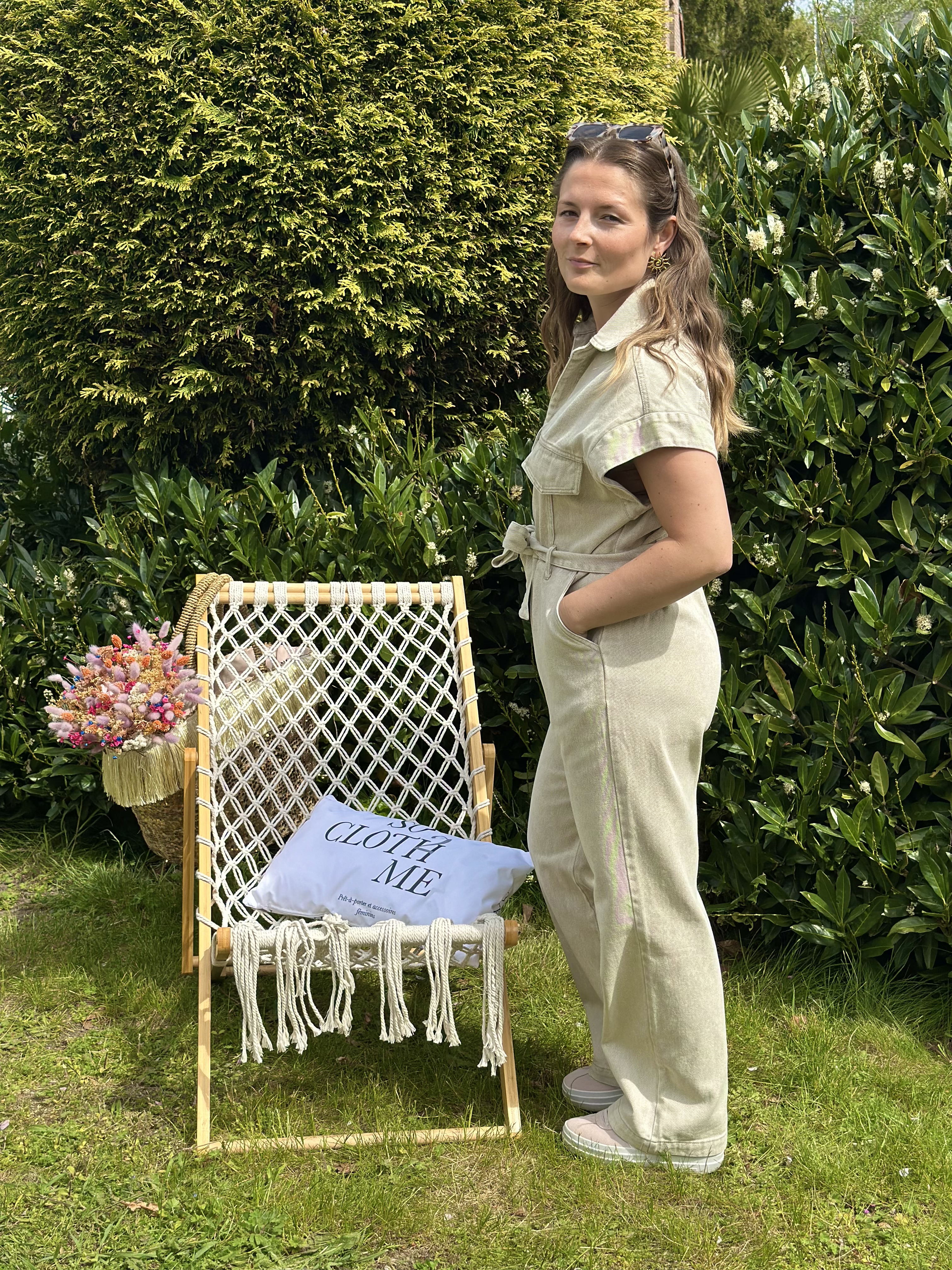 Combinaison en coton beige ceinturé