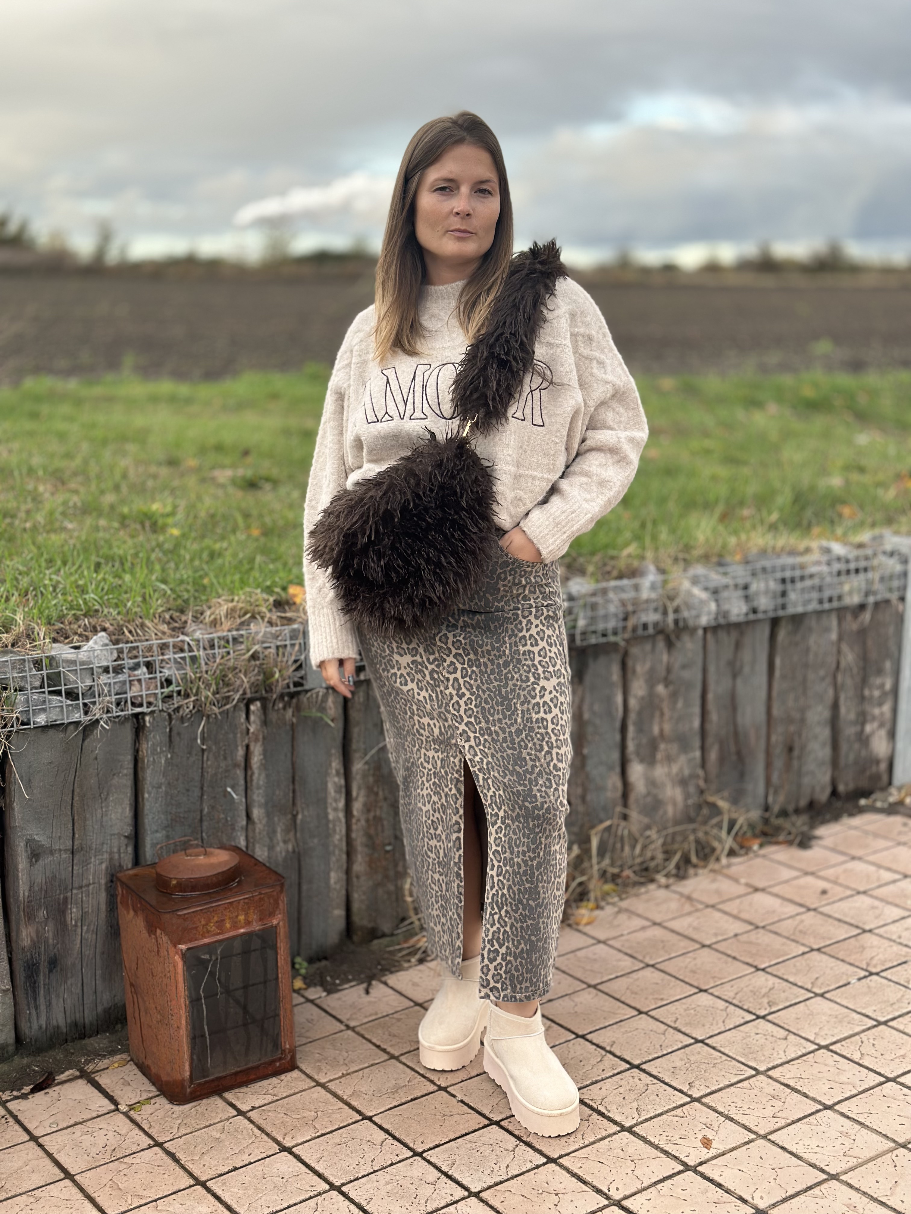 Sac à bandoulière en fausse fourrure choco