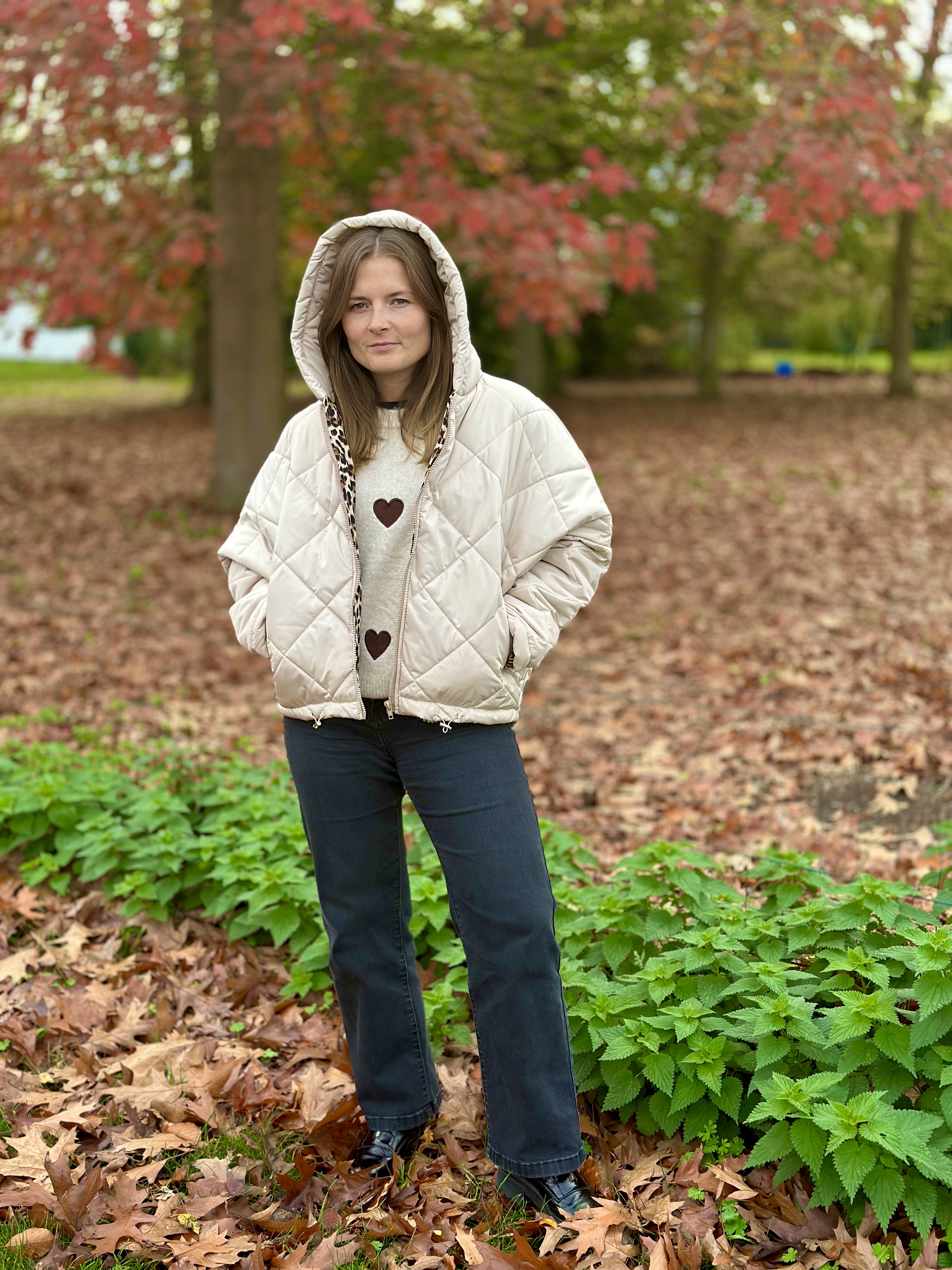Veste matelassée beige à motifs léopard