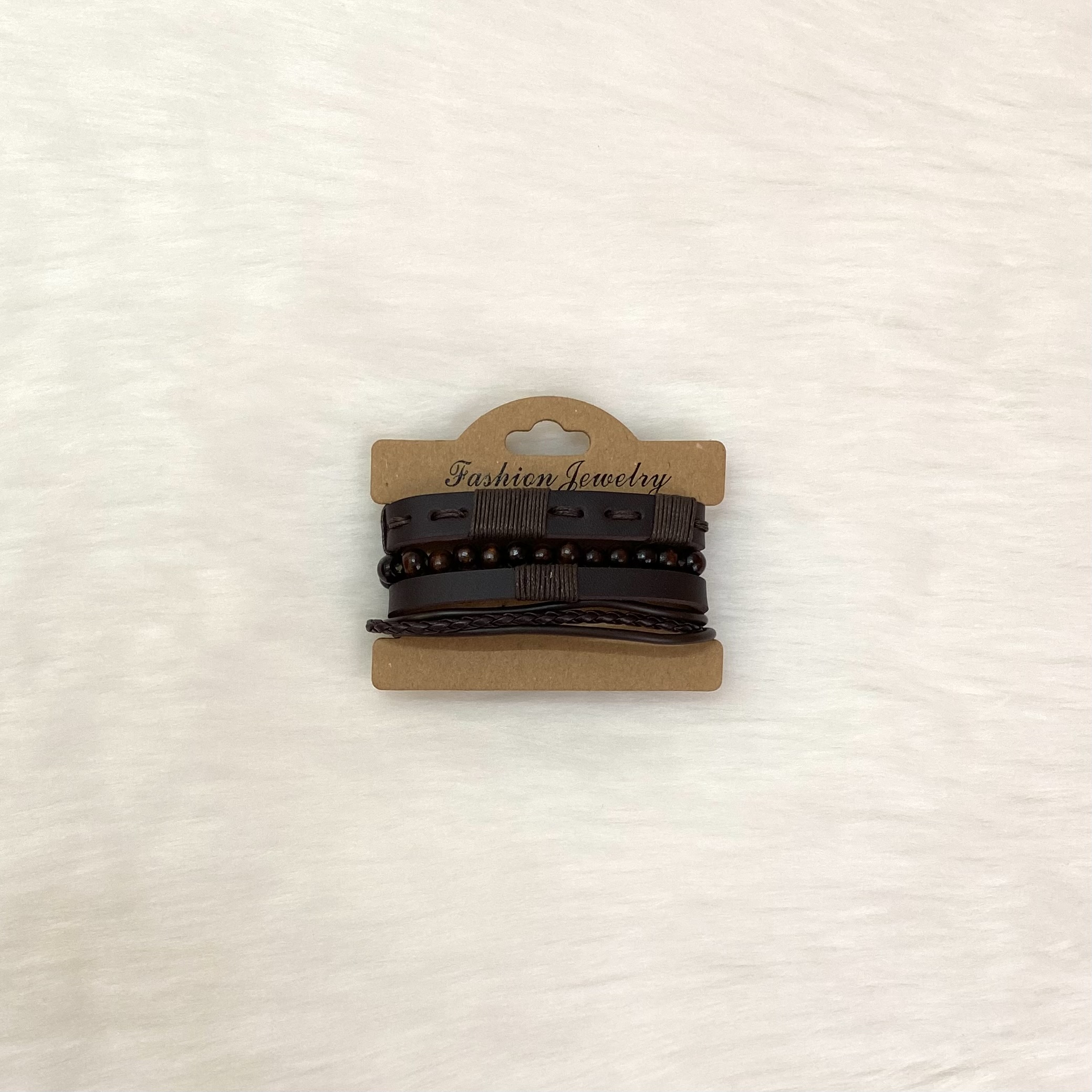 مجموعة أساور