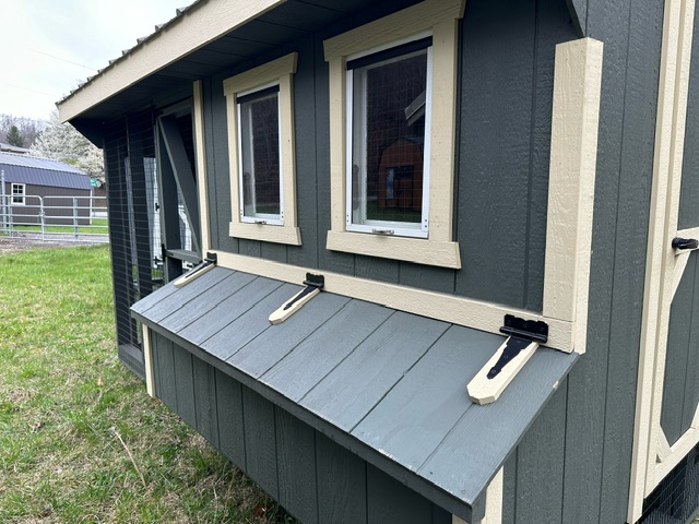 8 X 12 Quaker Chicken Coop