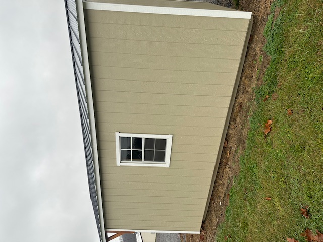 10 x 16 Alpine Cottage w/Tote Bench!