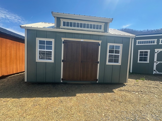 10 x 16 Cottage w/Dormer