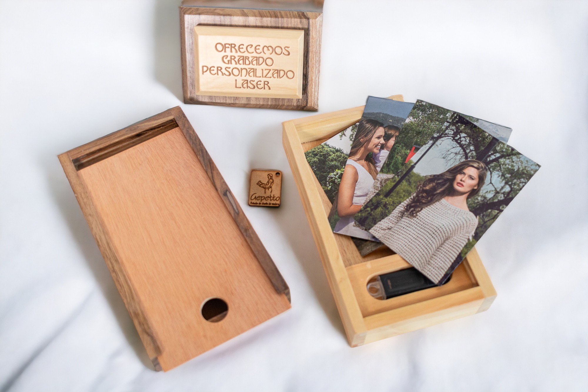 Caja para fotografías incluye Usb de 32 gb kingston