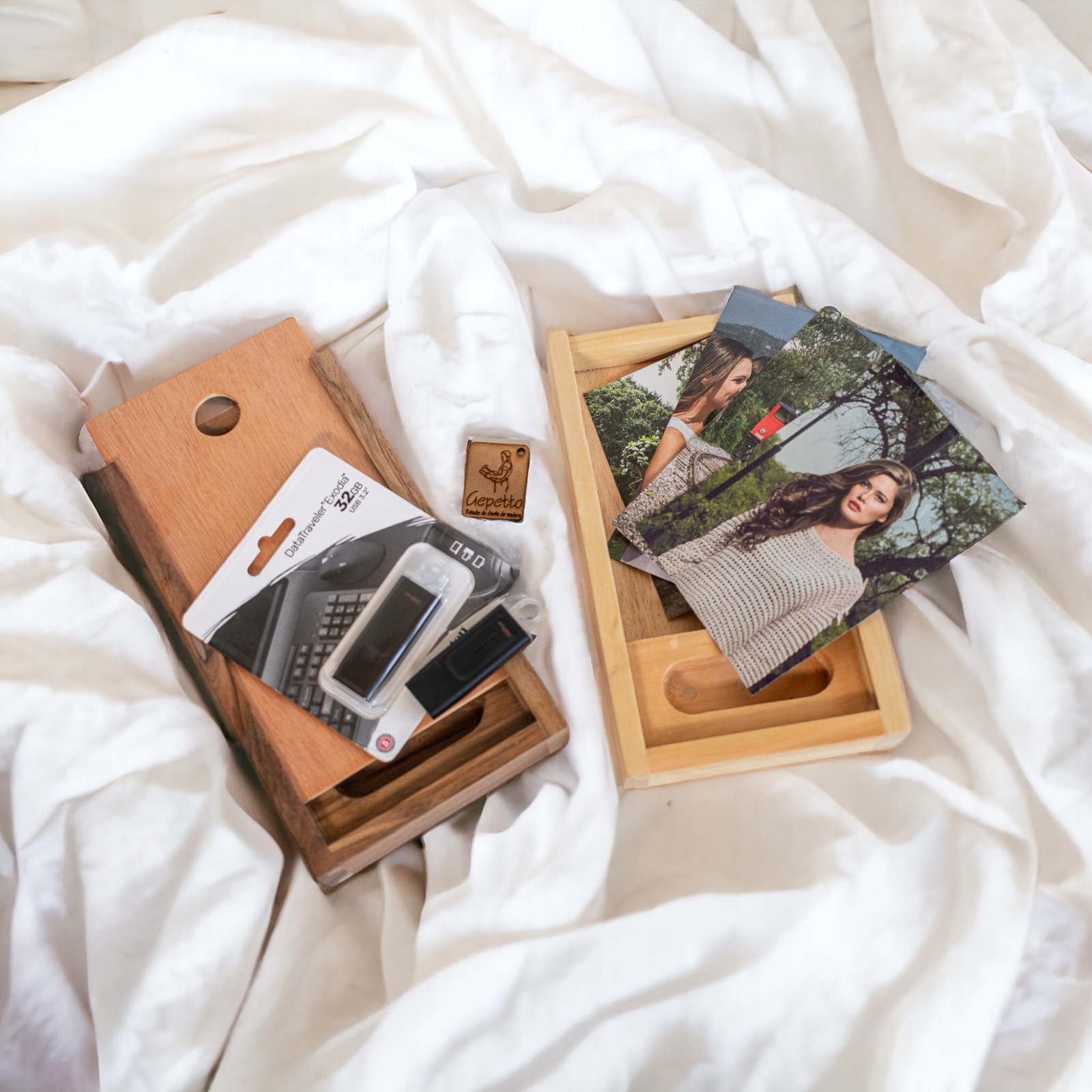 Caja para fotografías incluye Usb de 32 gb kingston