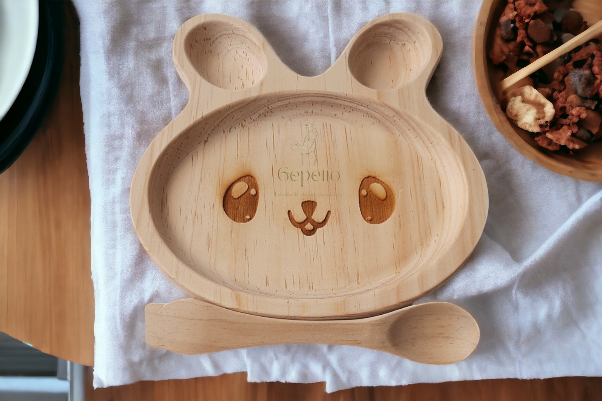 Plato madera pino para bebe