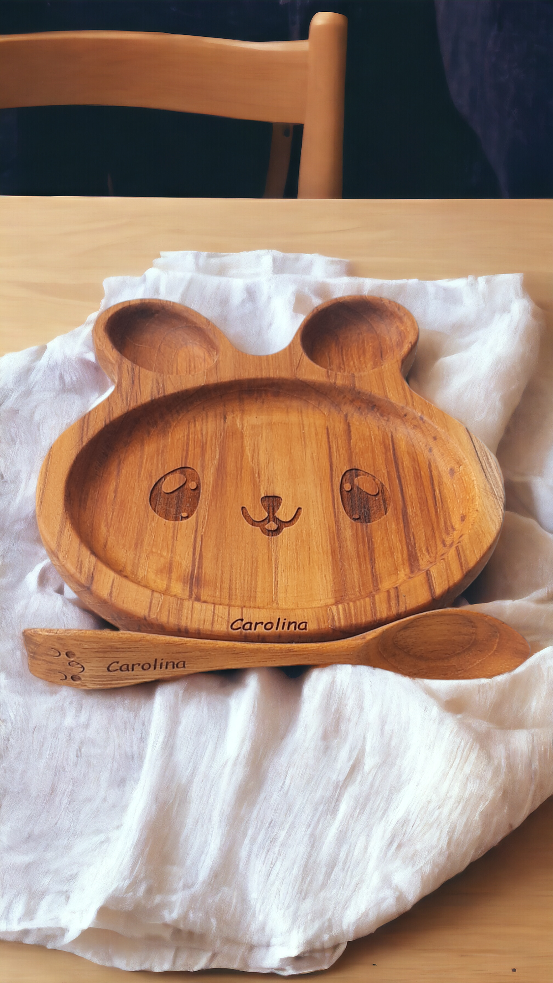 Plato madera Teca para bebe