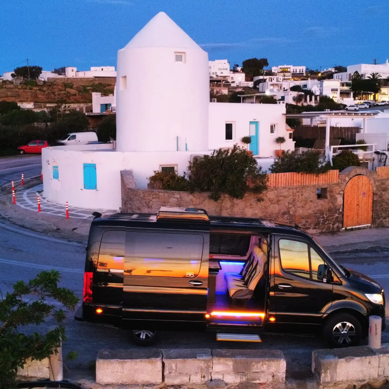 Private 4 hours Mykonos Island tour by Luxury Minibus 1-5 passengers