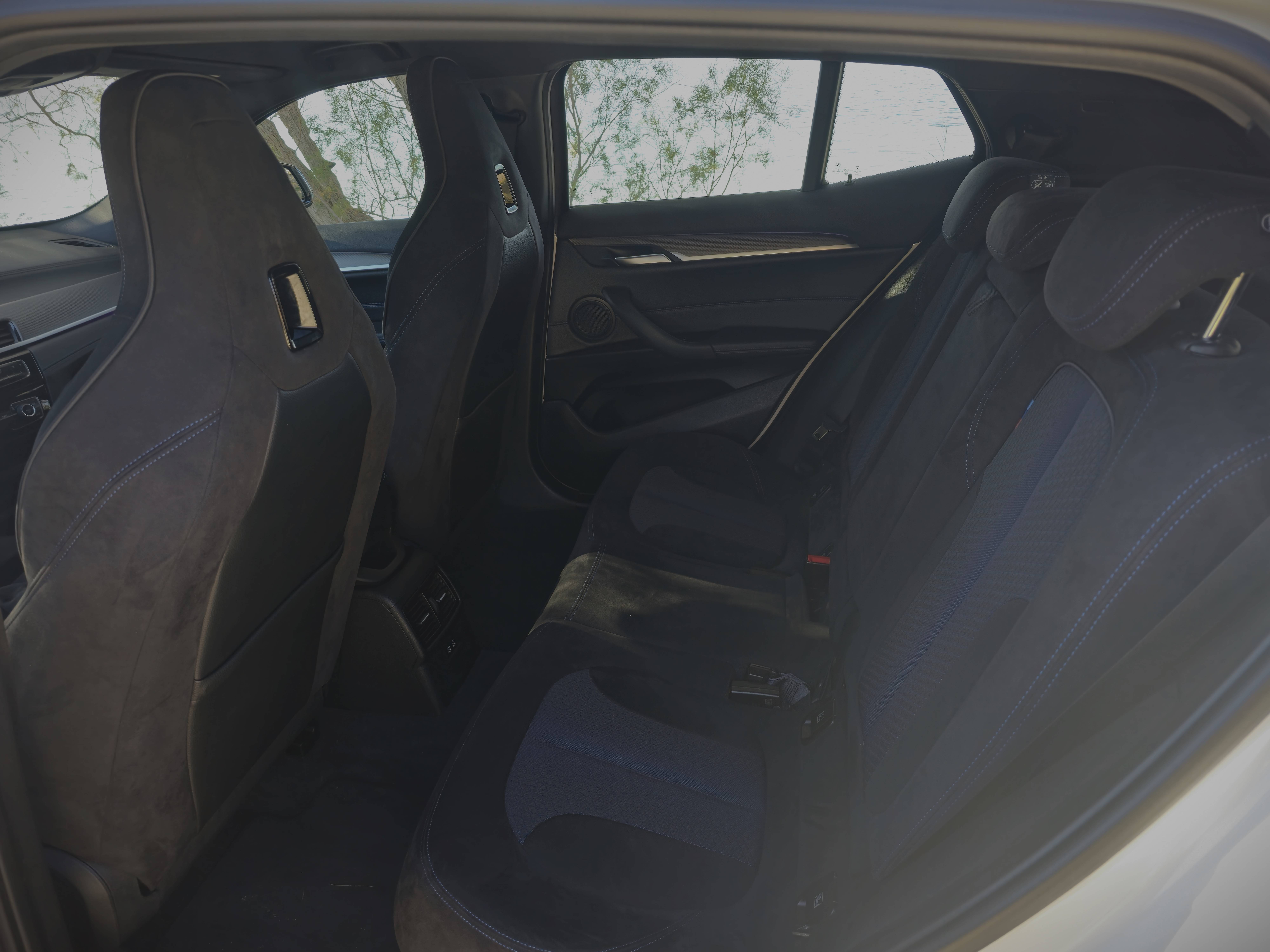 Private 4 hours Mykonos Island tour by Premium SUV 1-4 passengers